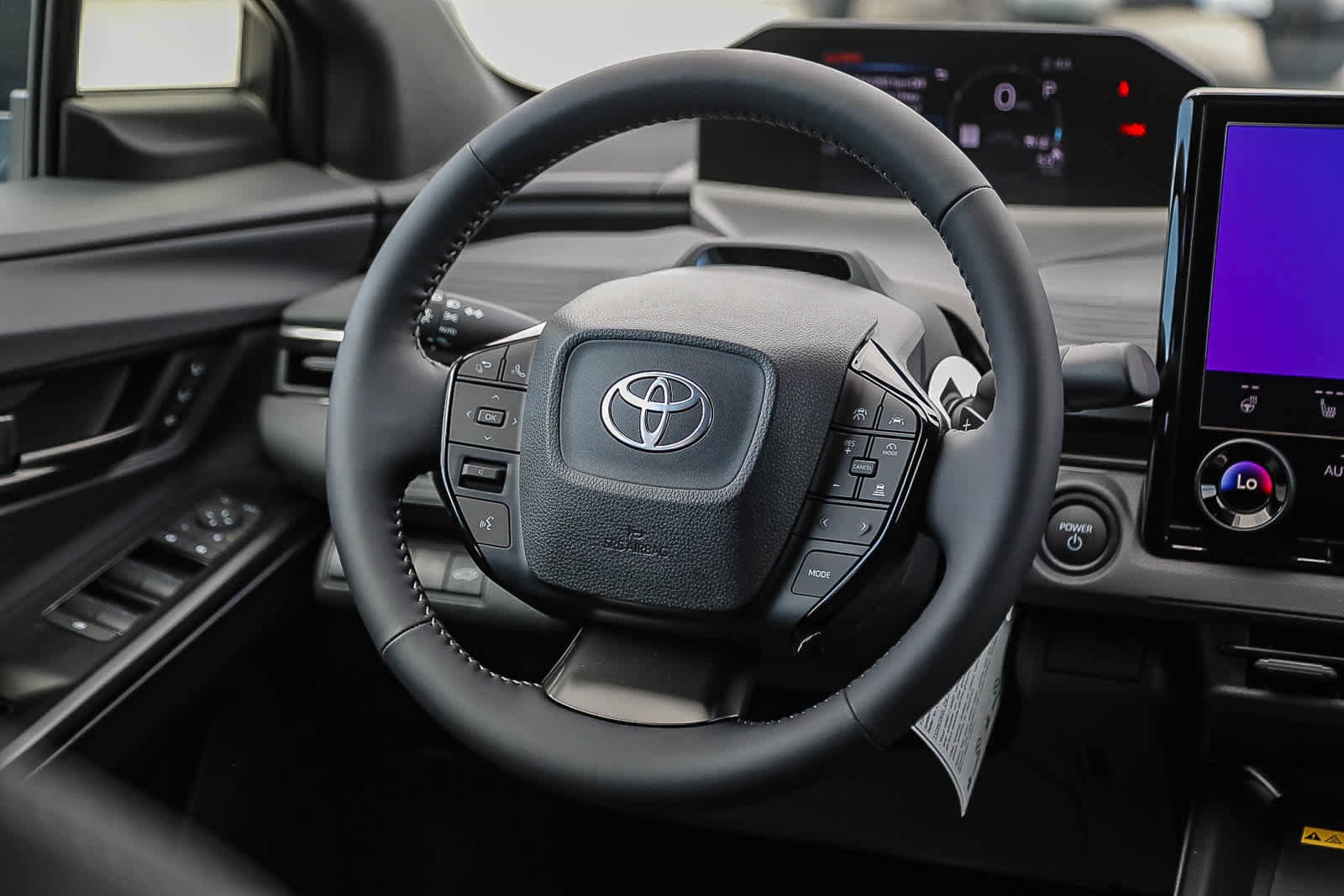 Thumbnail: 2026 Toyota C-HR - 17