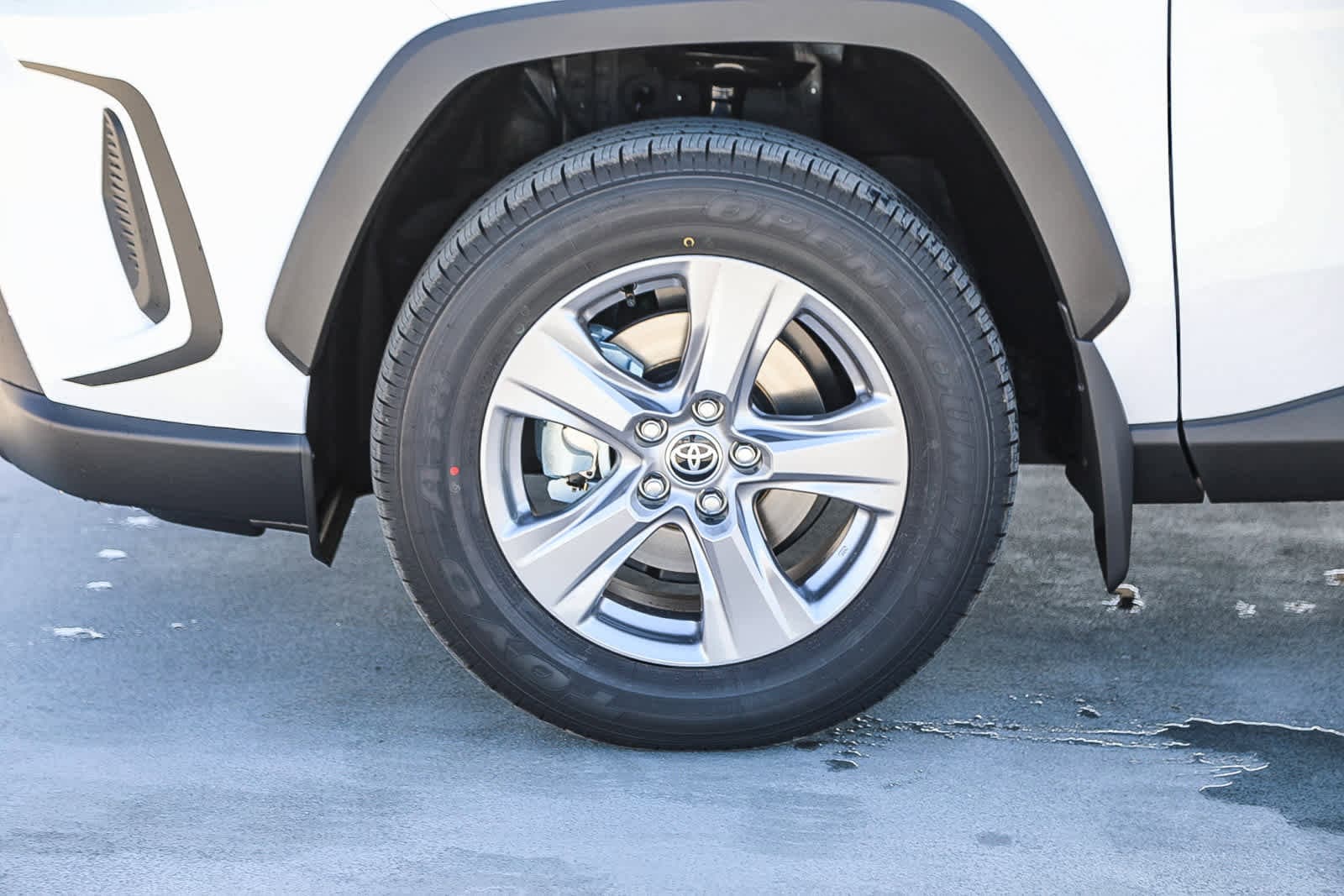 Thumbnail: 2025 Toyota RAV4 - 9