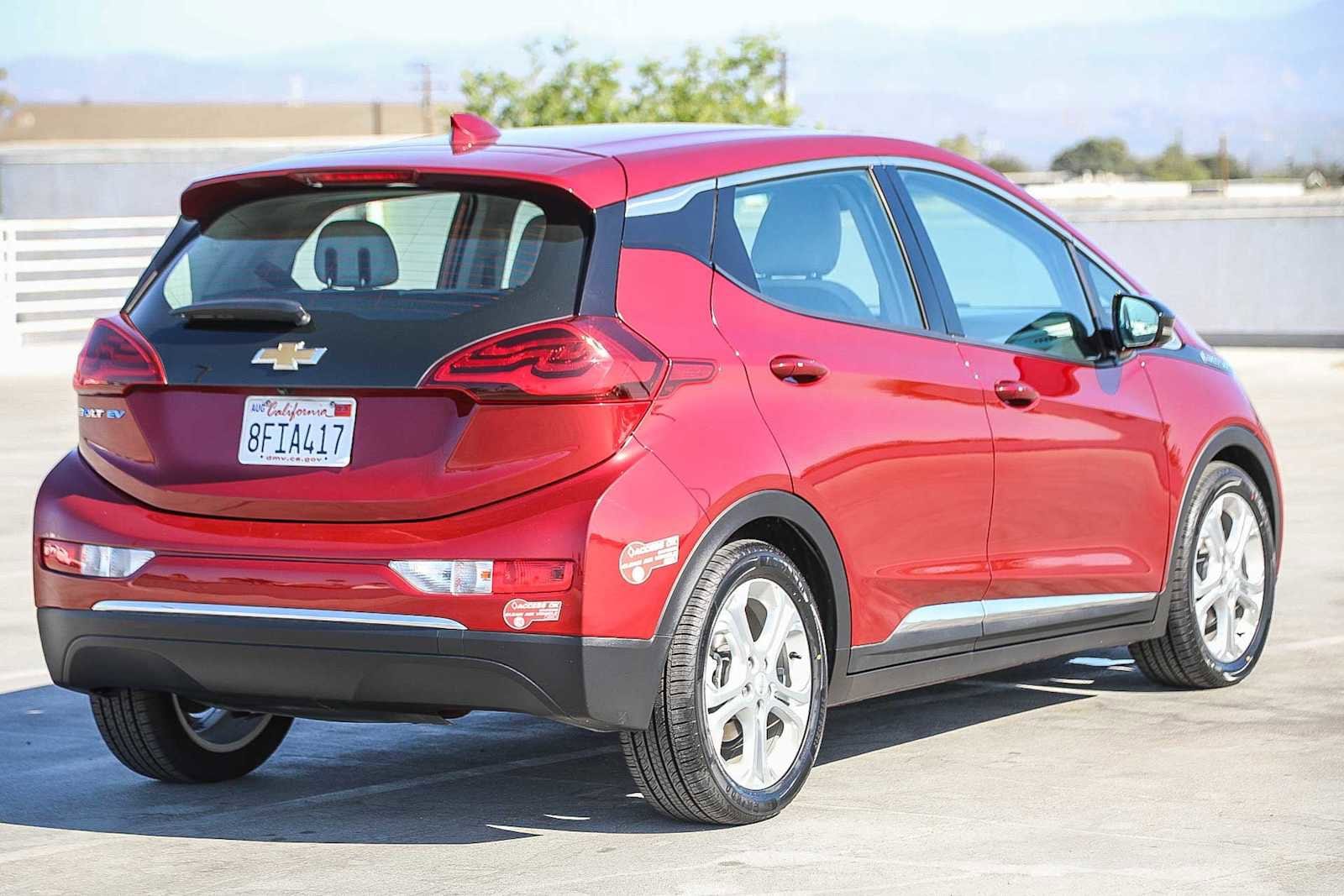 Thumbnail: 2018 Chevrolet Bolt EV - 4