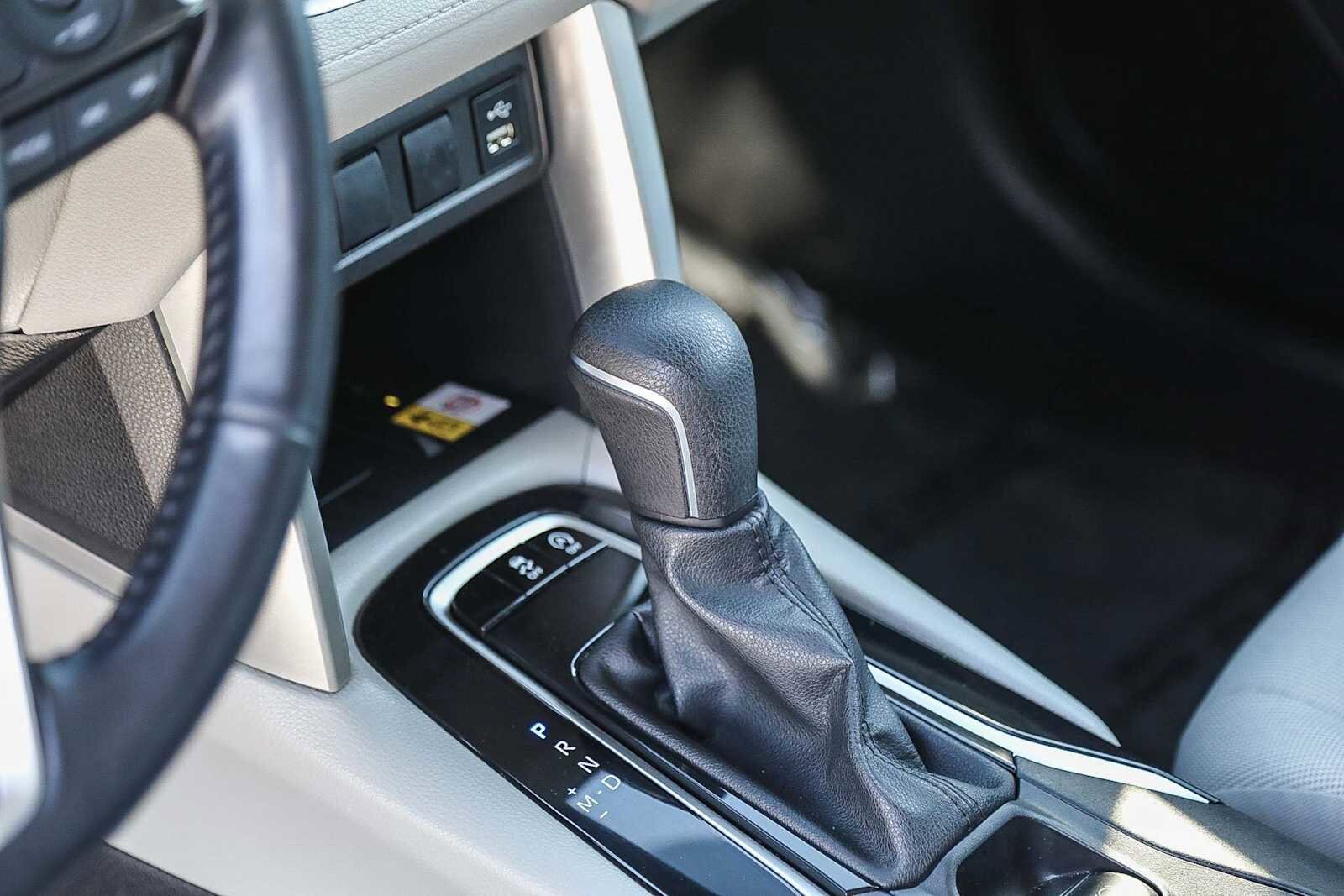 Thumbnail: 2022 Toyota Corolla Cross - 21