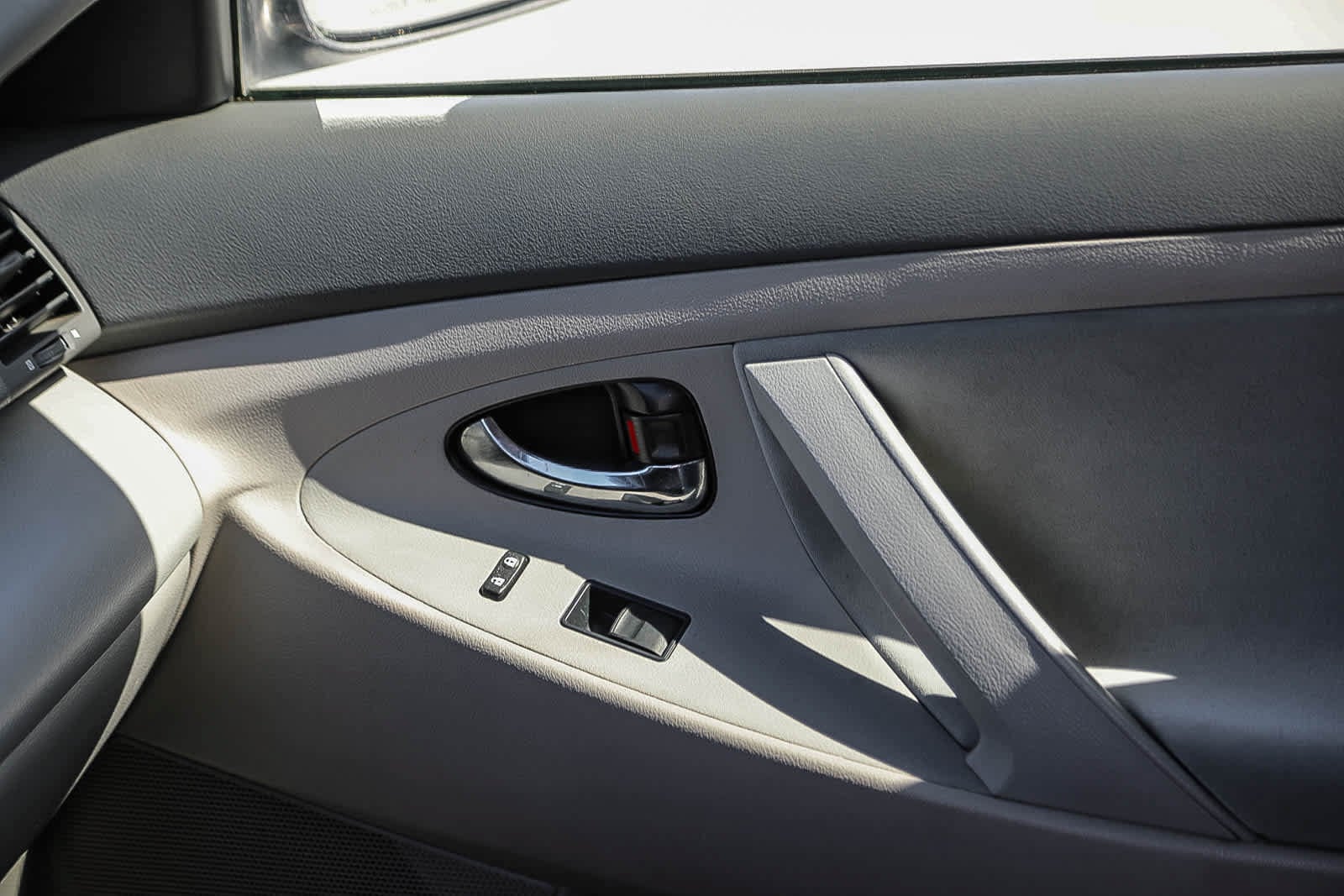Thumbnail: 2009 Toyota Camry - 21