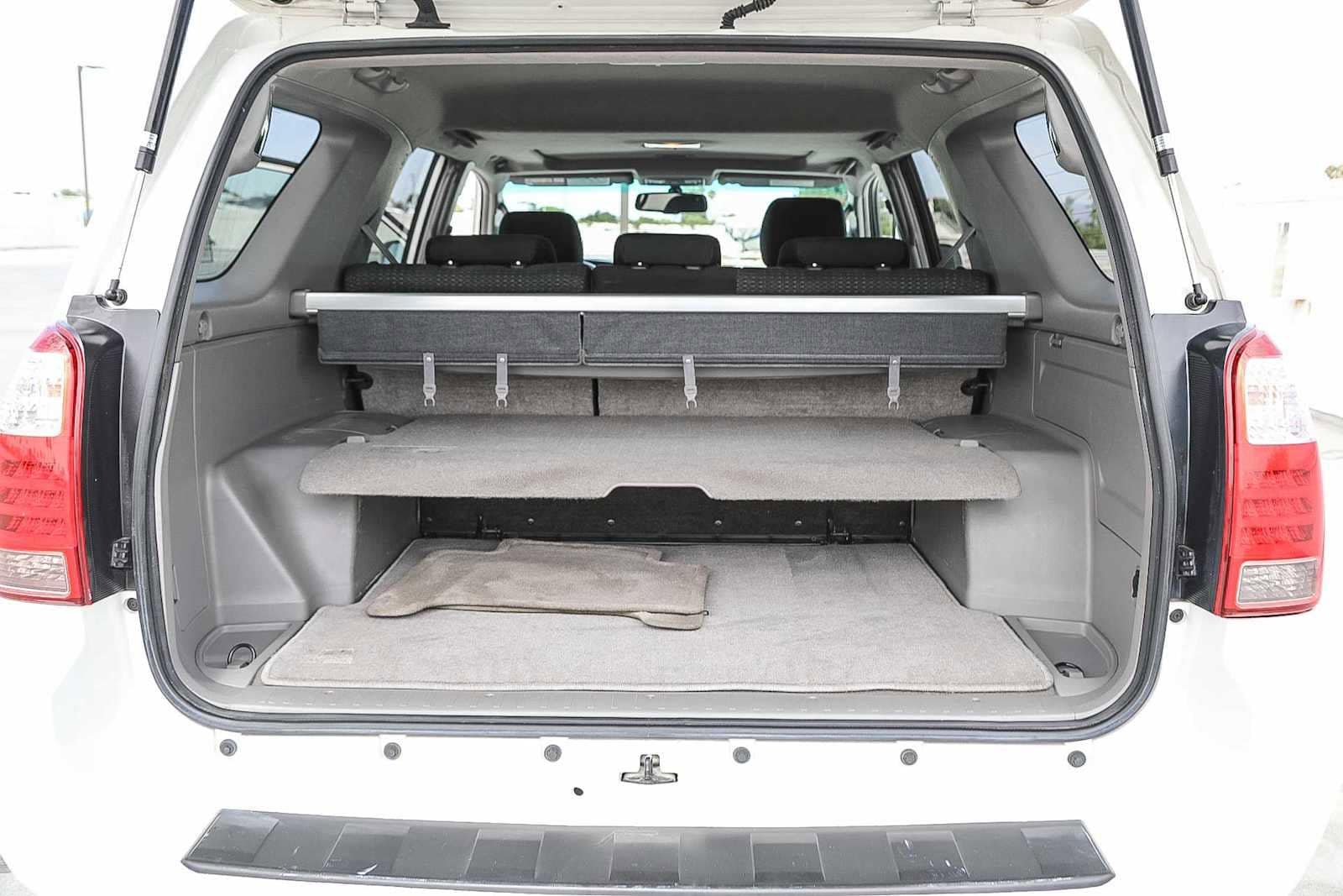 Thumbnail: 2008 Toyota 4Runner - 24