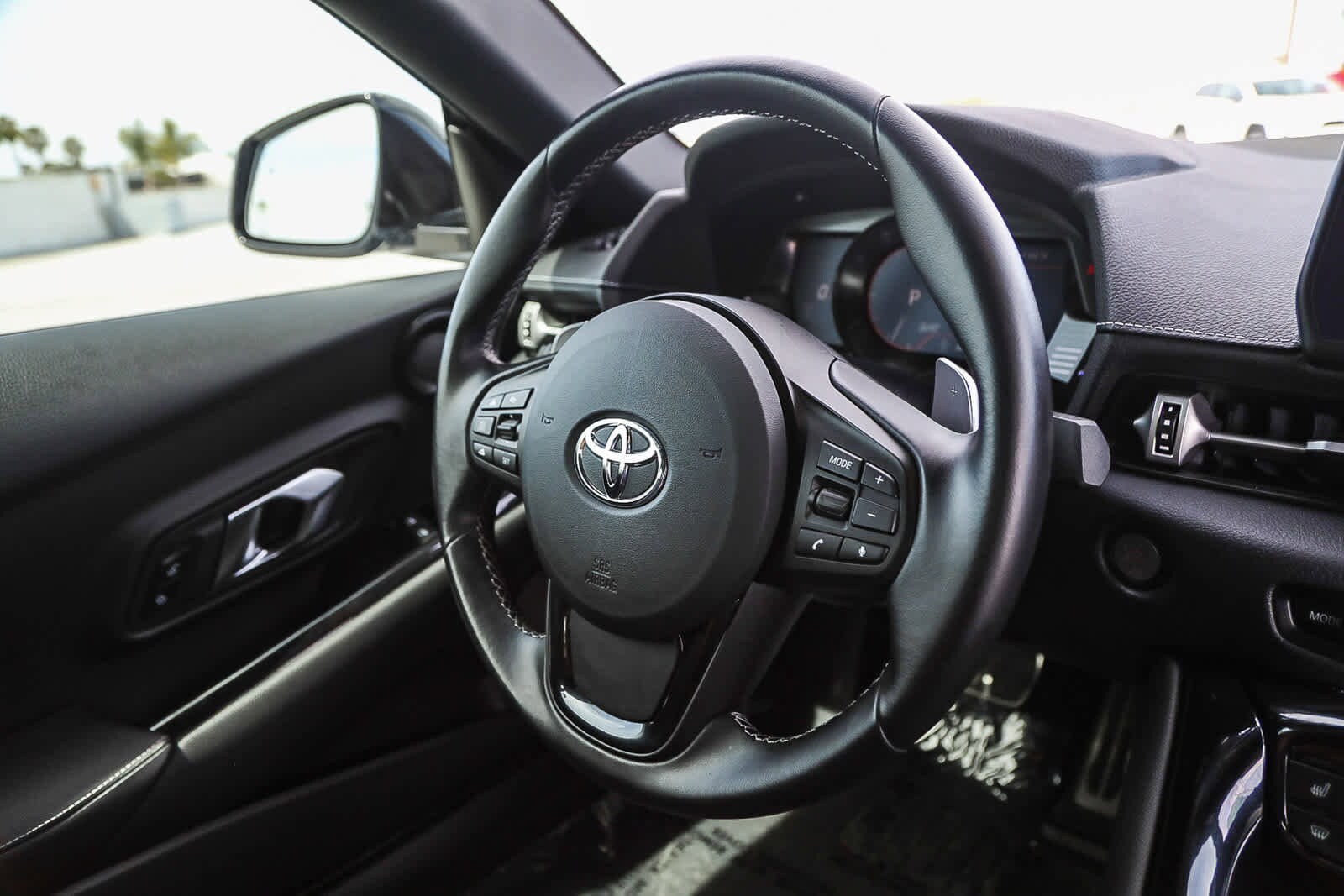 Thumbnail: 2022 Toyota GR Supra - 17