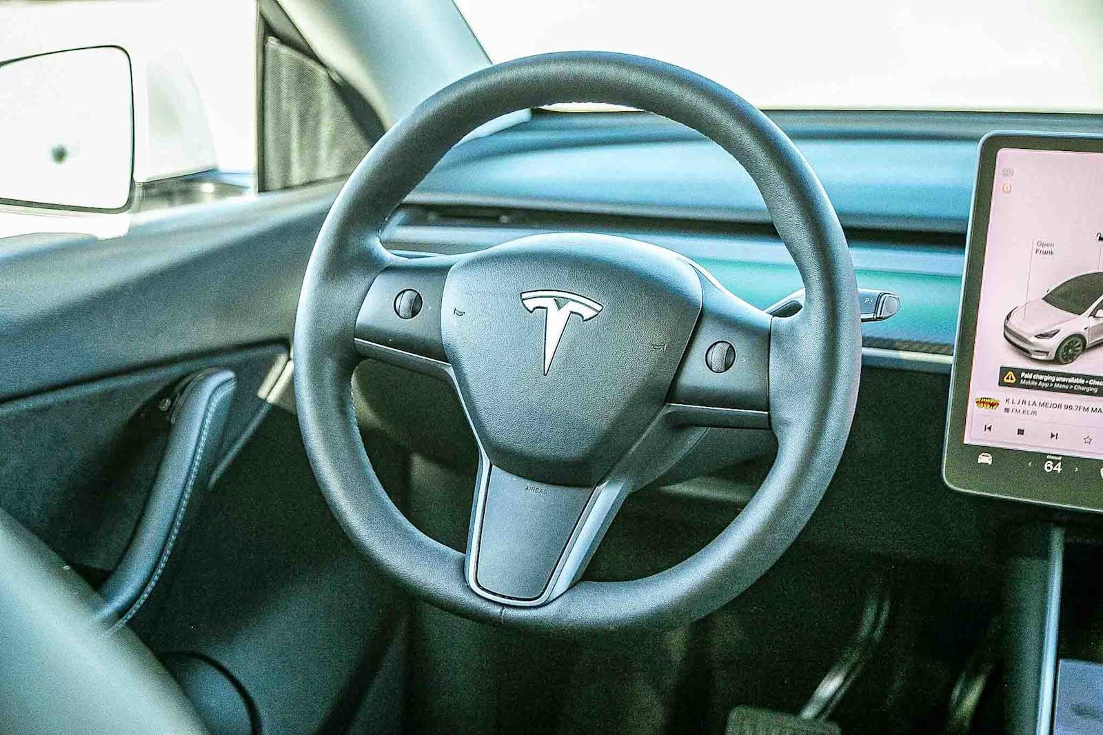 Thumbnail: 2021 Tesla Model Y - 15