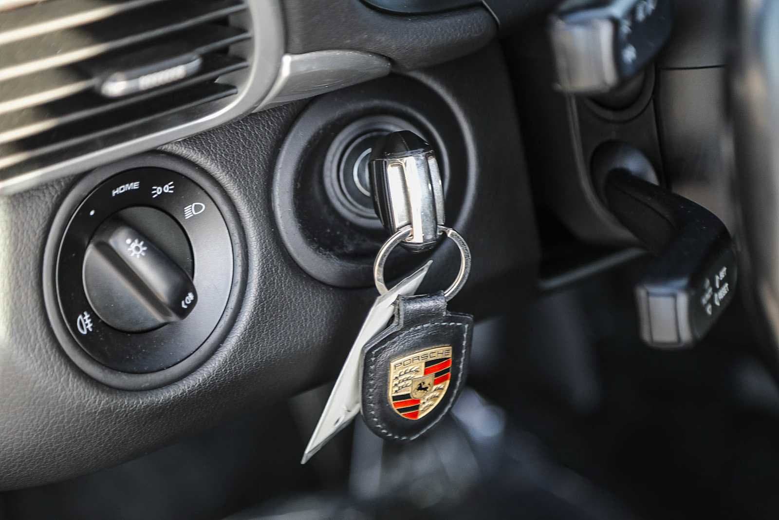 Thumbnail: 2012 Porsche 911 - 22