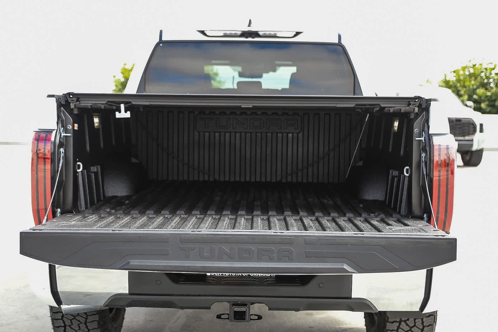 Thumbnail: 2025 Toyota Tundra - 12