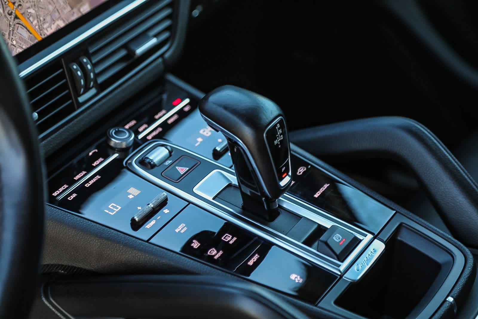 Thumbnail: 2019 Porsche Cayenne - 18