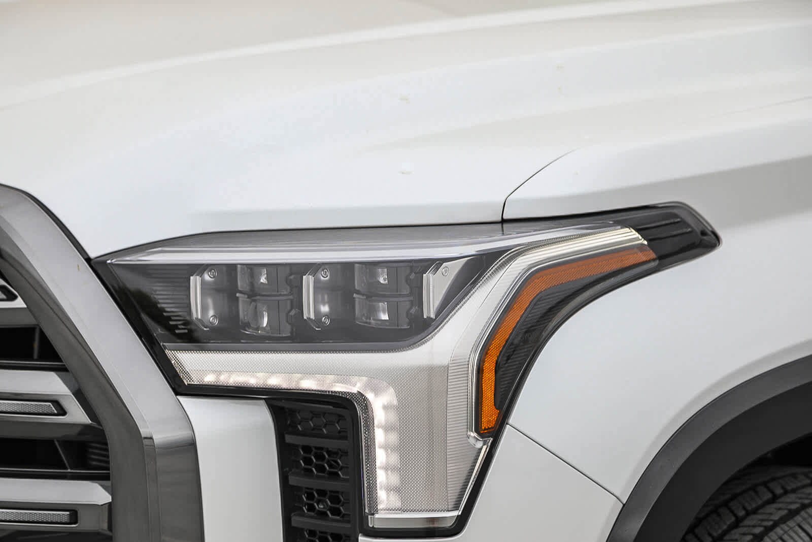 2026 Toyota Tundra Platinum - Photo 8