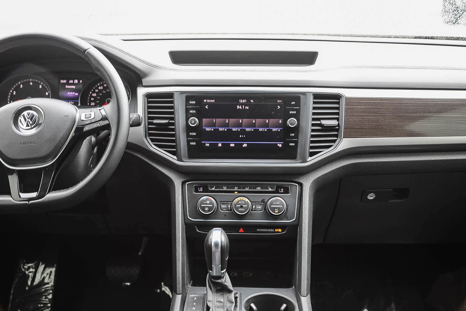 Thumbnail: 2019 Volkswagen Atlas - 13