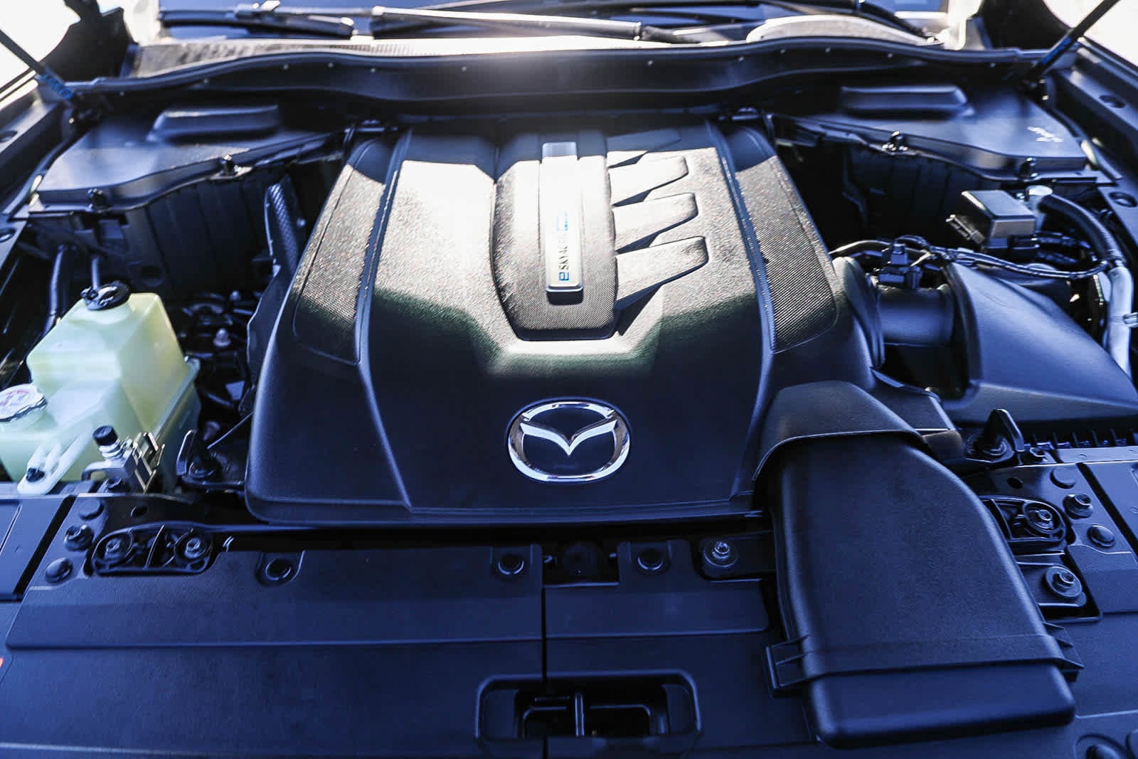 Thumbnail: 2025 Mazda CX-70 - 25