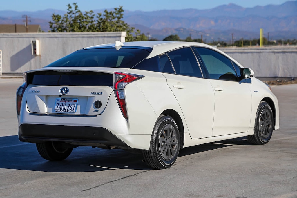 Used 2017 Toyota Prius Two Eco Hatchback