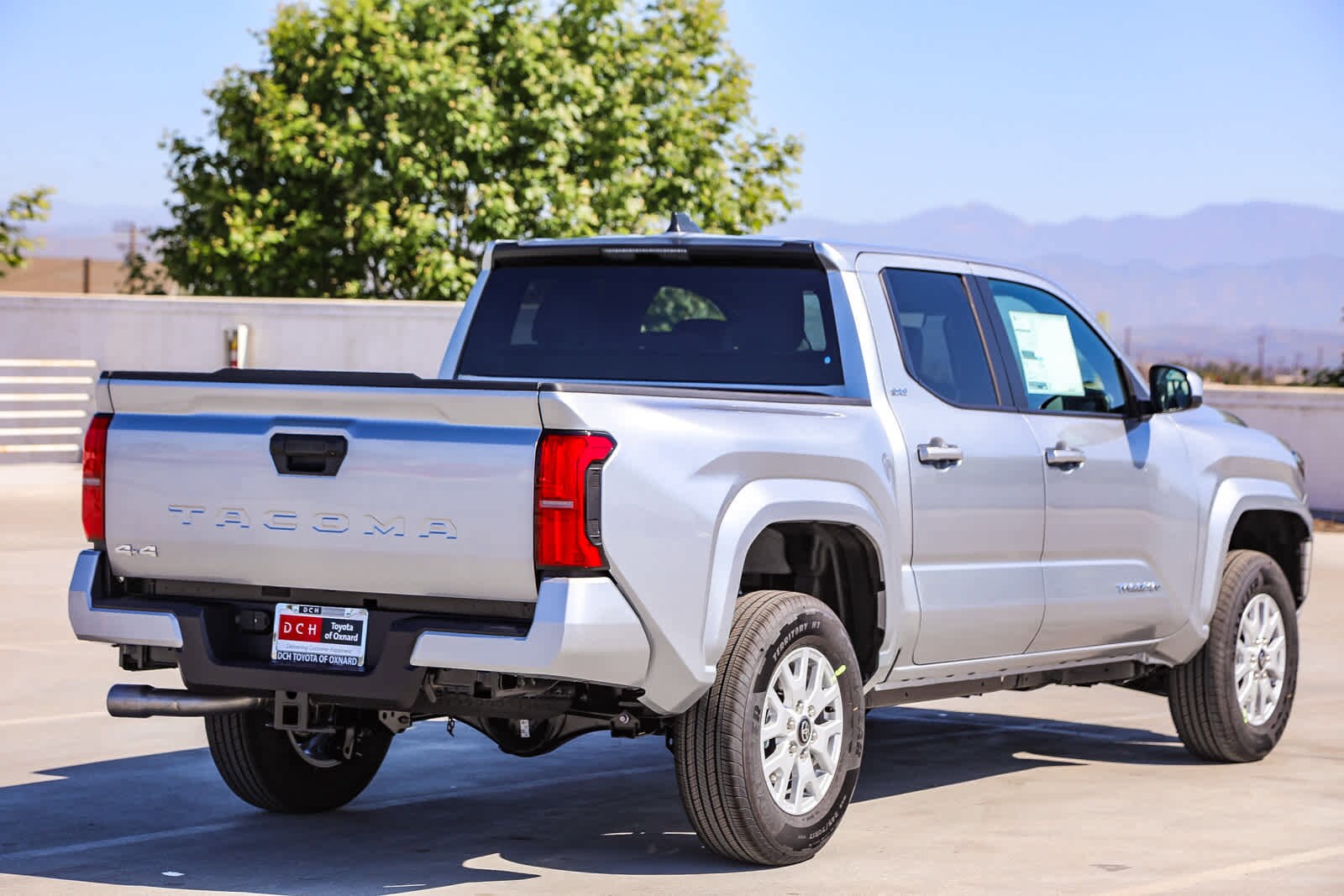 2025 Toyota Tacoma SR5 photo 4