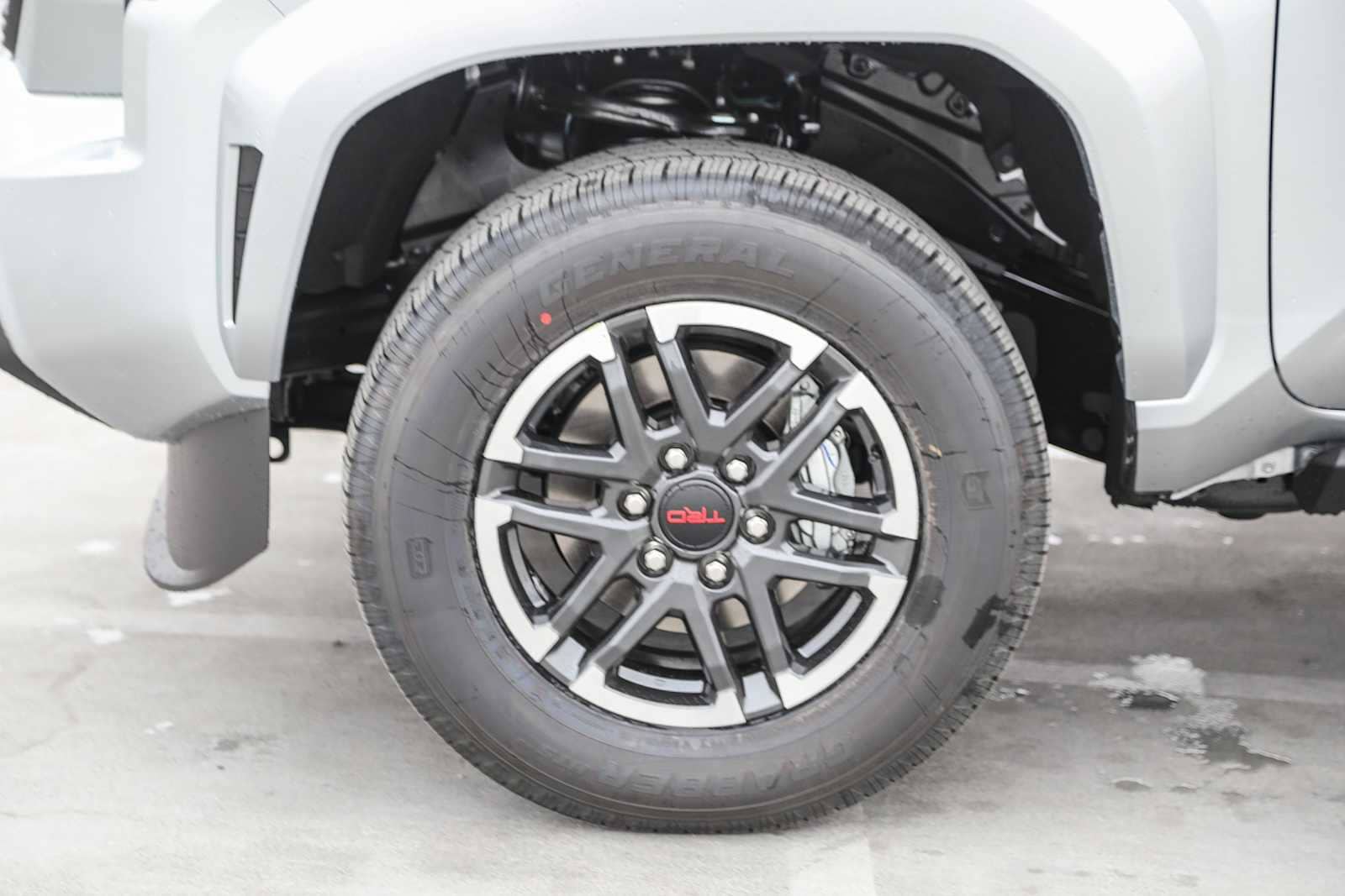 2025 Toyota Tacoma TRD Sport 9