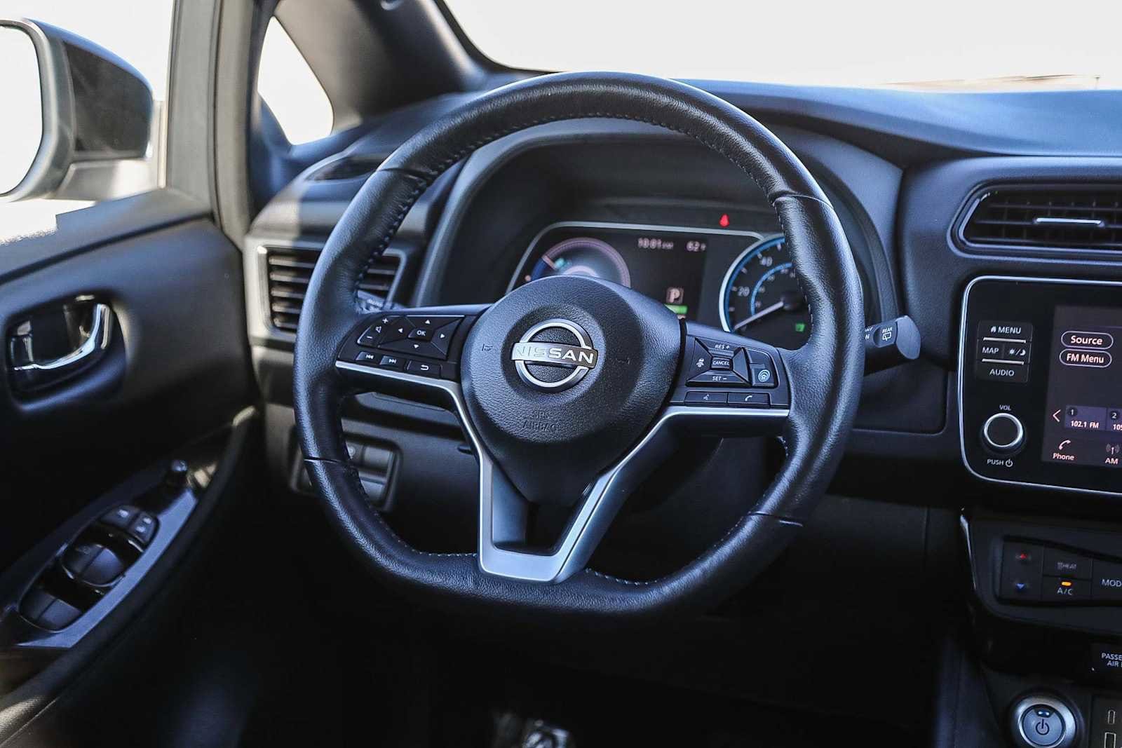 Thumbnail: 2023 Nissan Leaf - 15