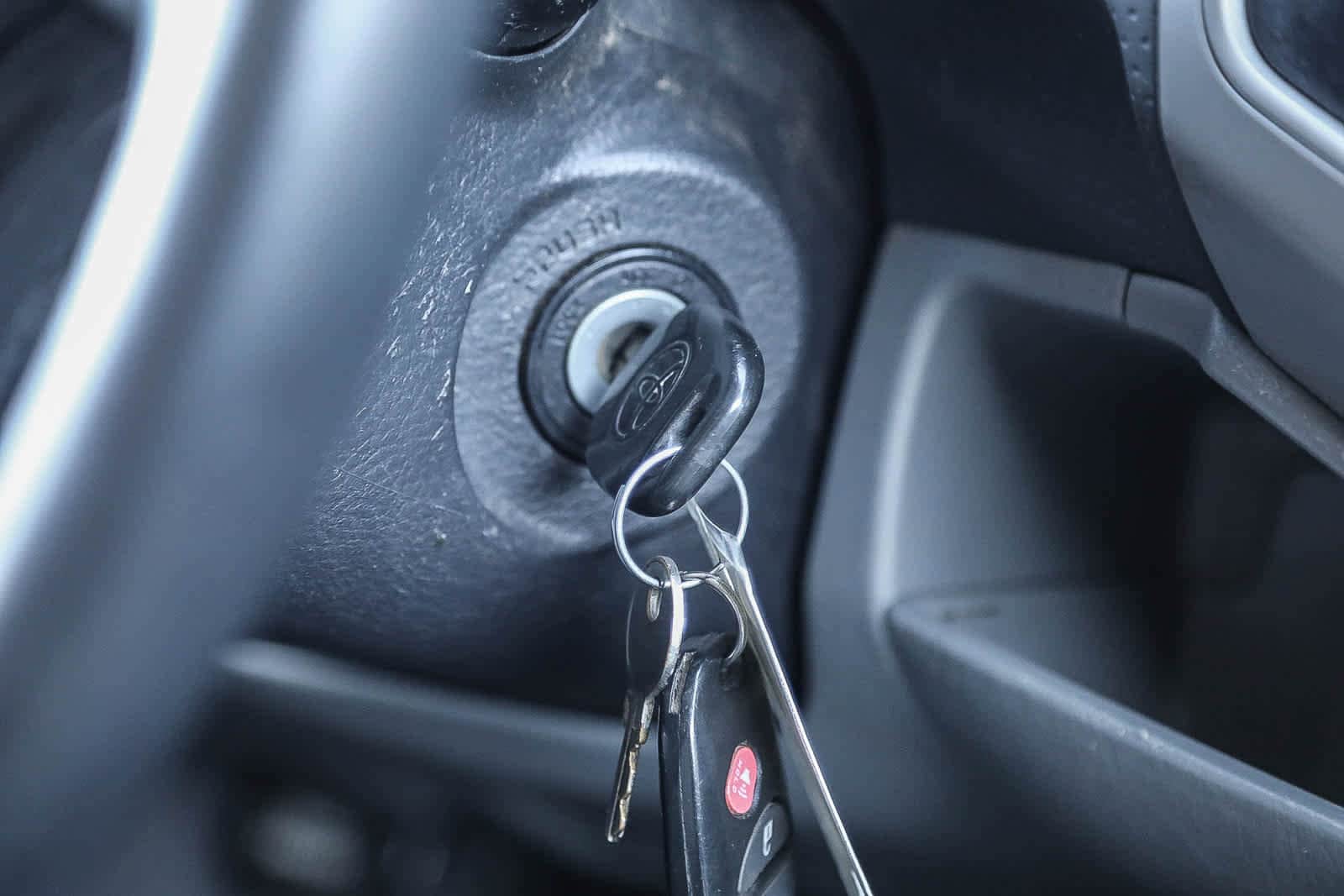 Thumbnail: 2011 Toyota Tacoma - 23