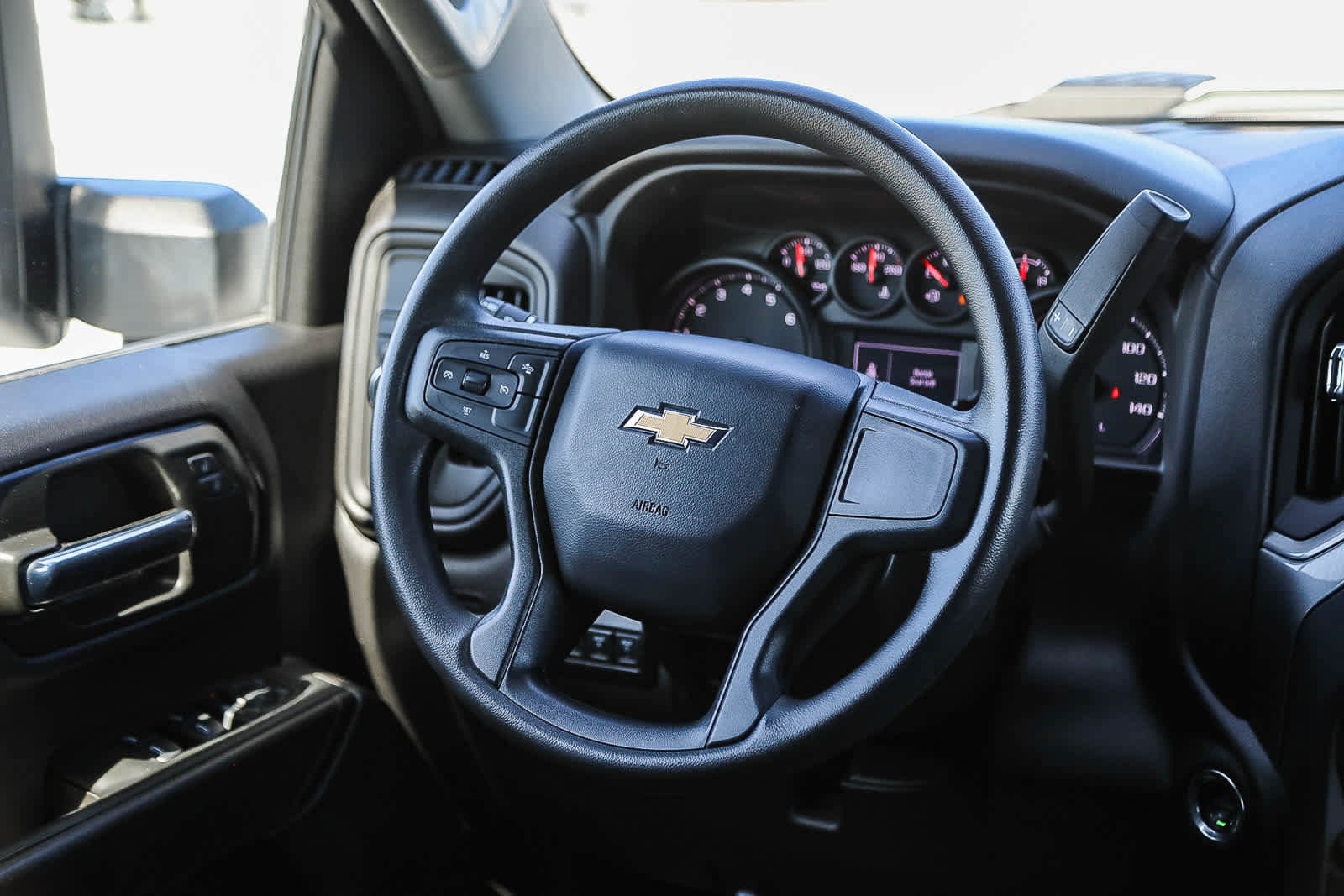 Thumbnail: 2025 Chevrolet Silverado 2500 - 15