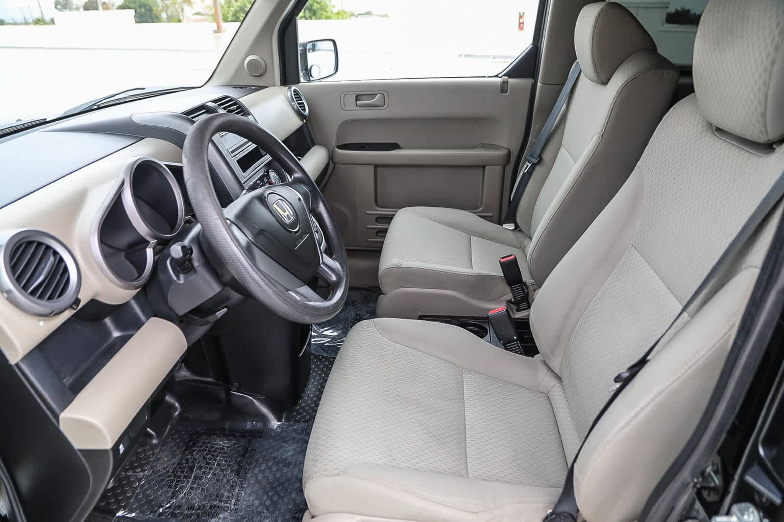 Thumbnail: 2010 Honda Element - 17