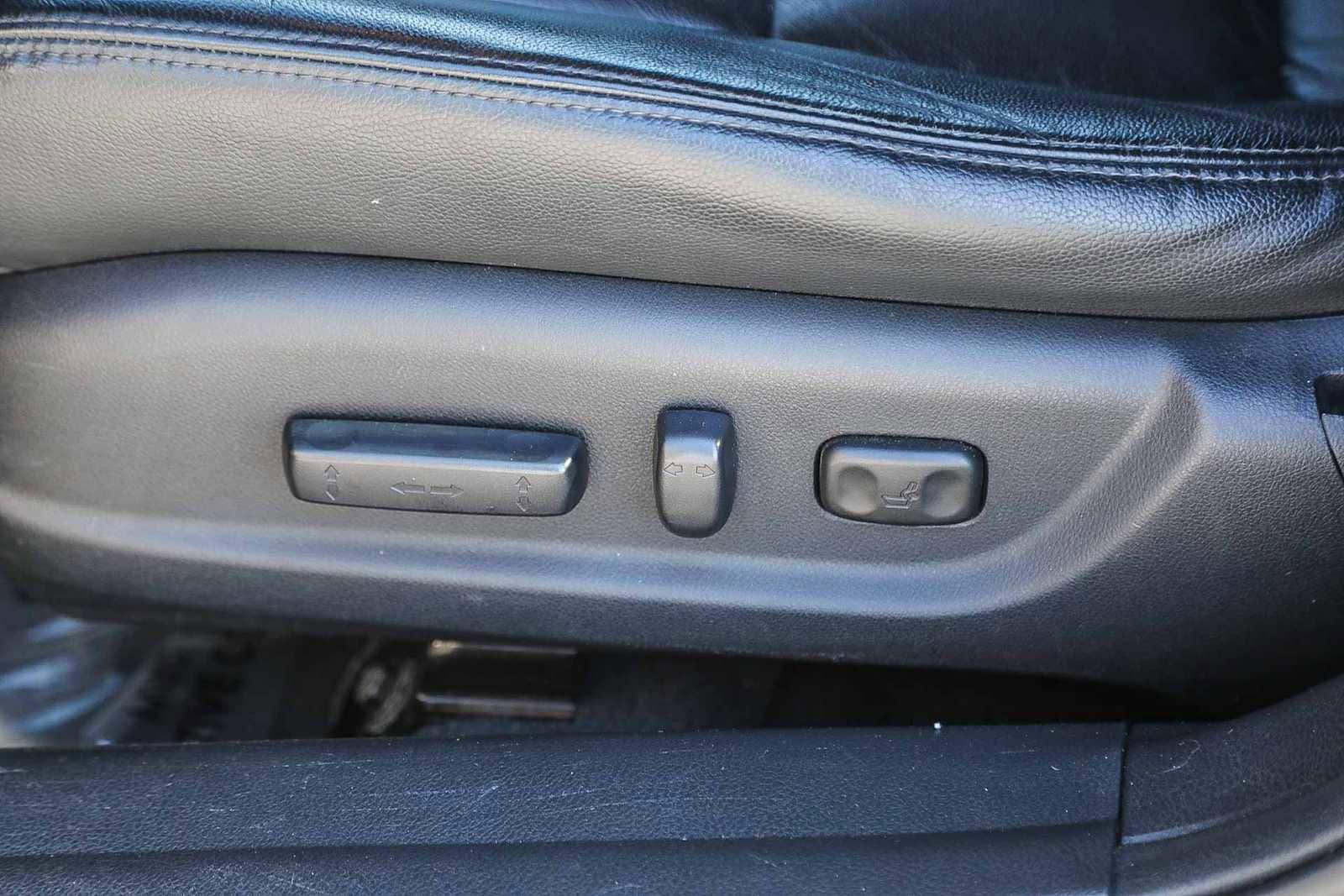 Thumbnail: 2012 Honda Accord - 19