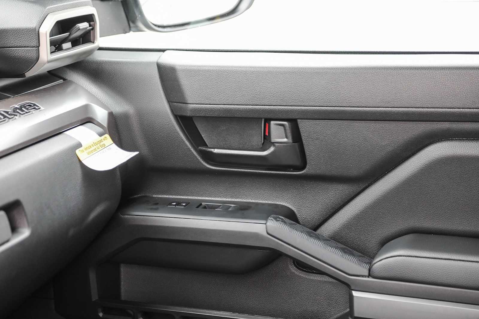 2025 Toyota Tacoma SR5 22