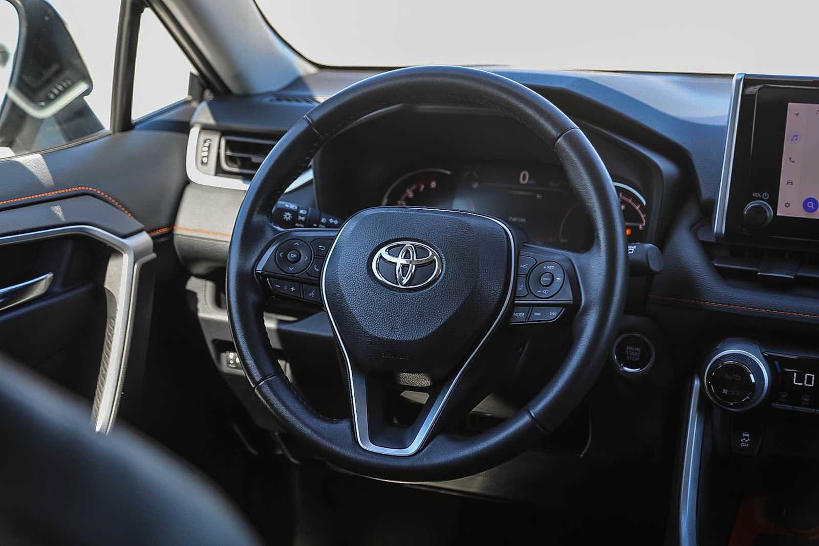 Thumbnail: 2024 Toyota RAV4 - 15