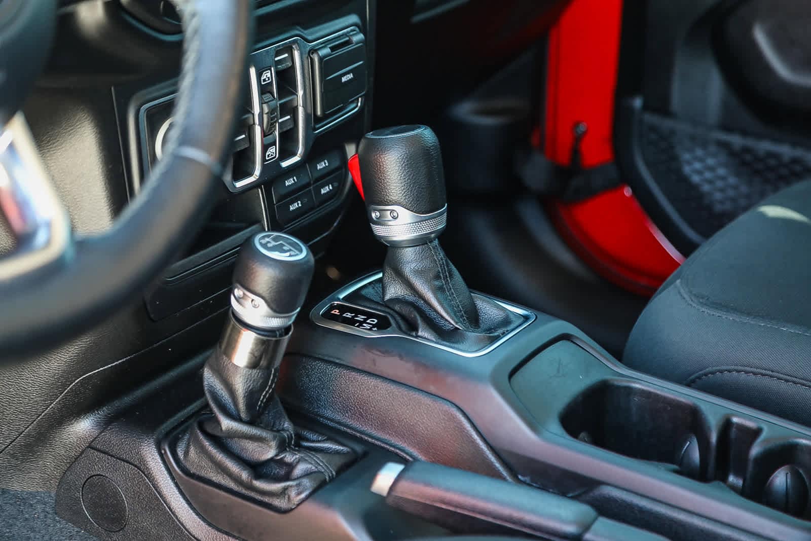 Thumbnail: 2020 Jeep Gladiator - 20