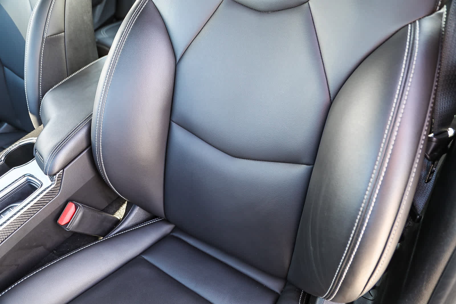 Thumbnail: 2025 Cadillac CT4 - 24