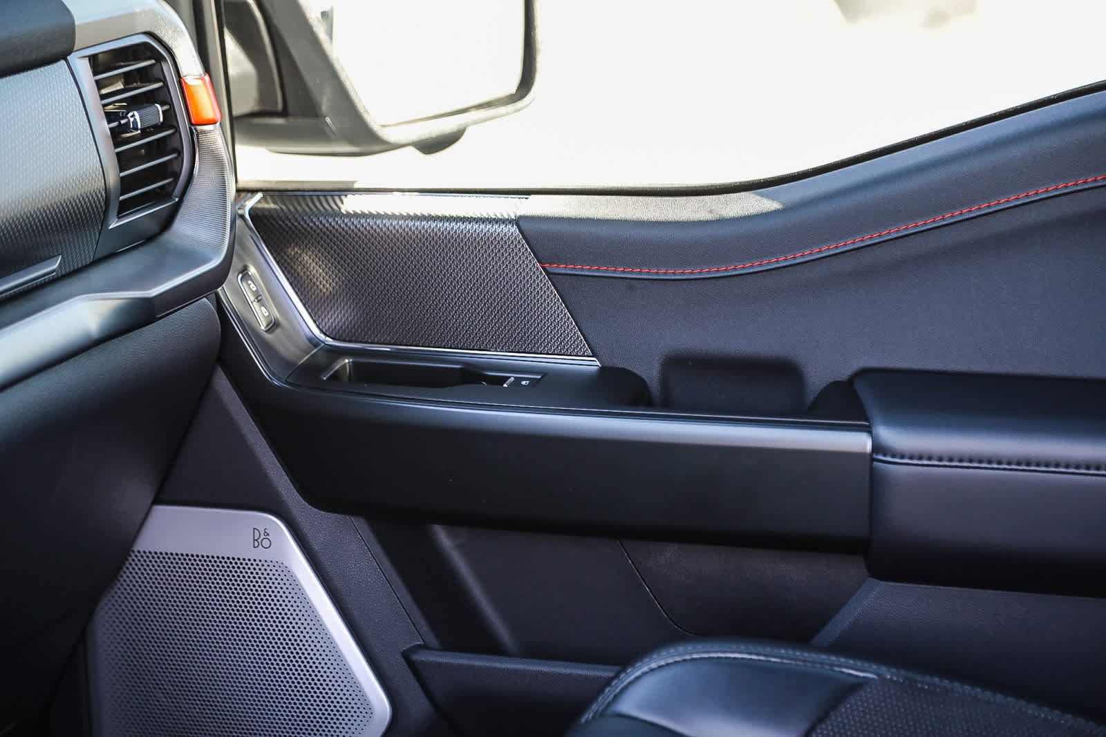 Thumbnail: 2025 Ford F-150 - 21