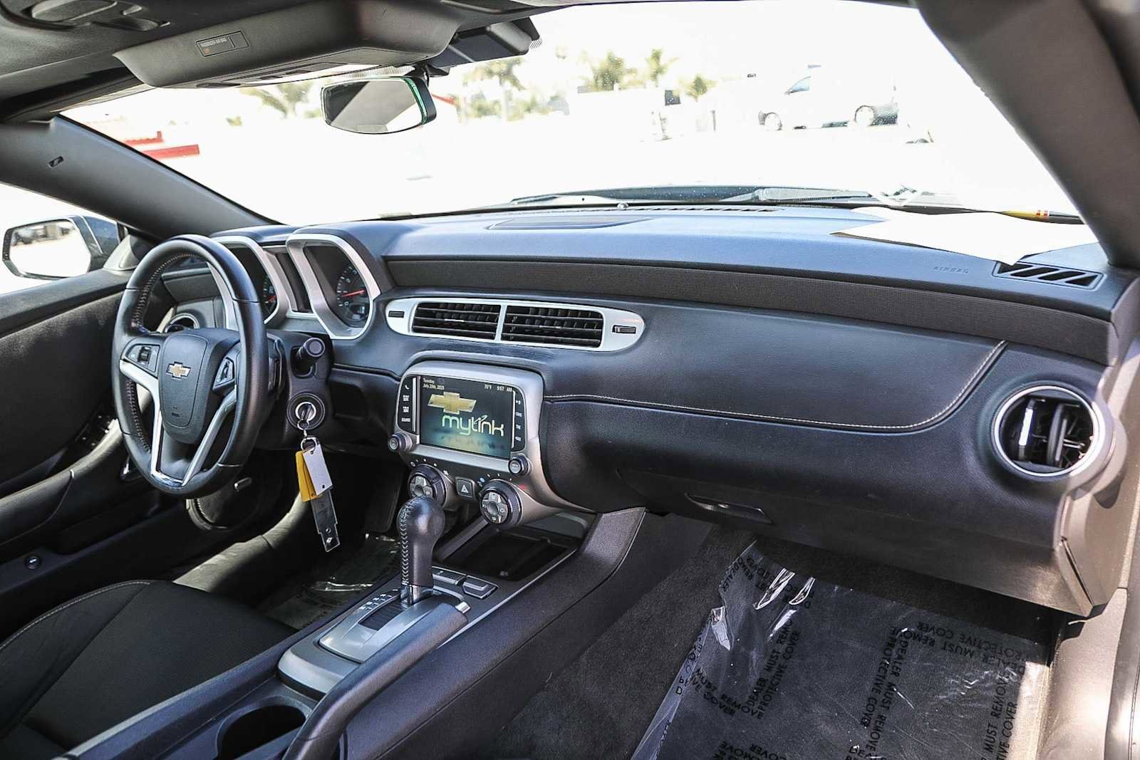 Thumbnail: 2015 Chevrolet Camaro - 12