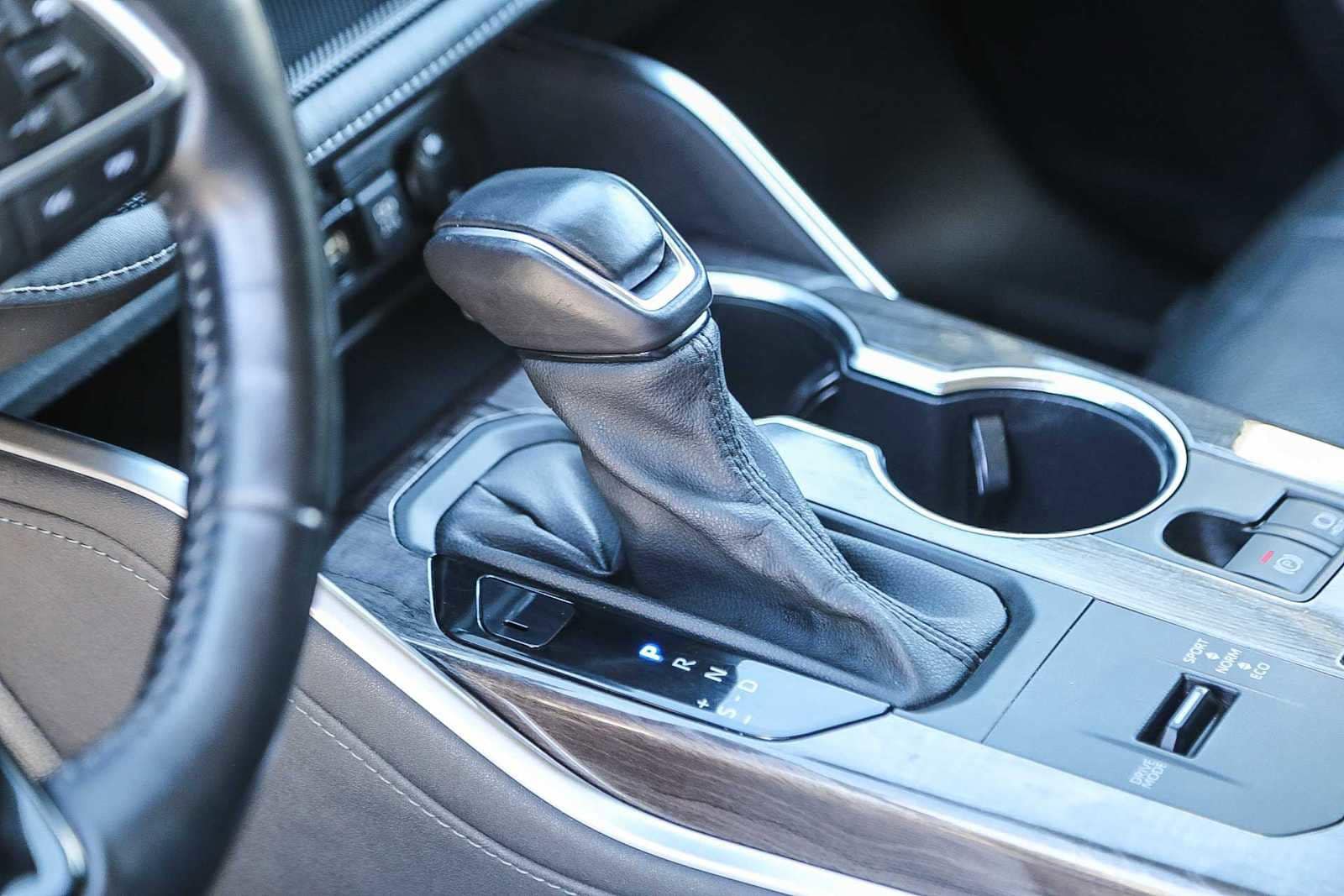 Thumbnail: 2021 Toyota Highlander - 20