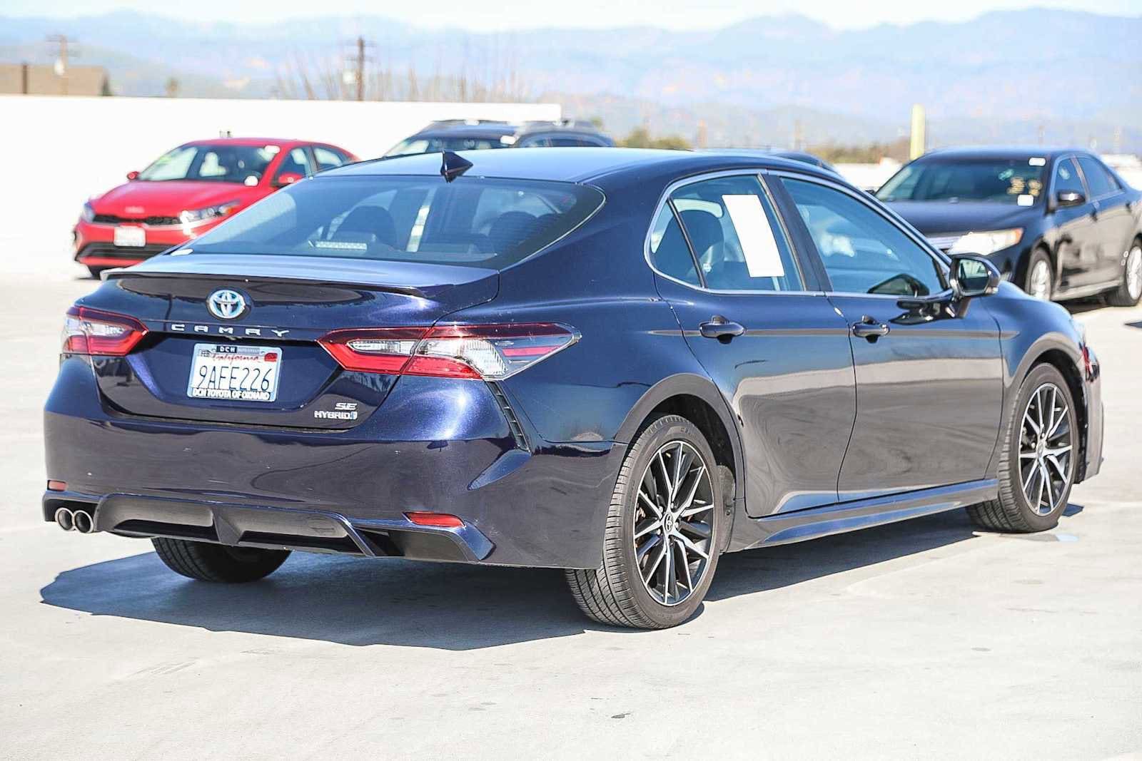 Thumbnail: 2022 Toyota Camry - 6