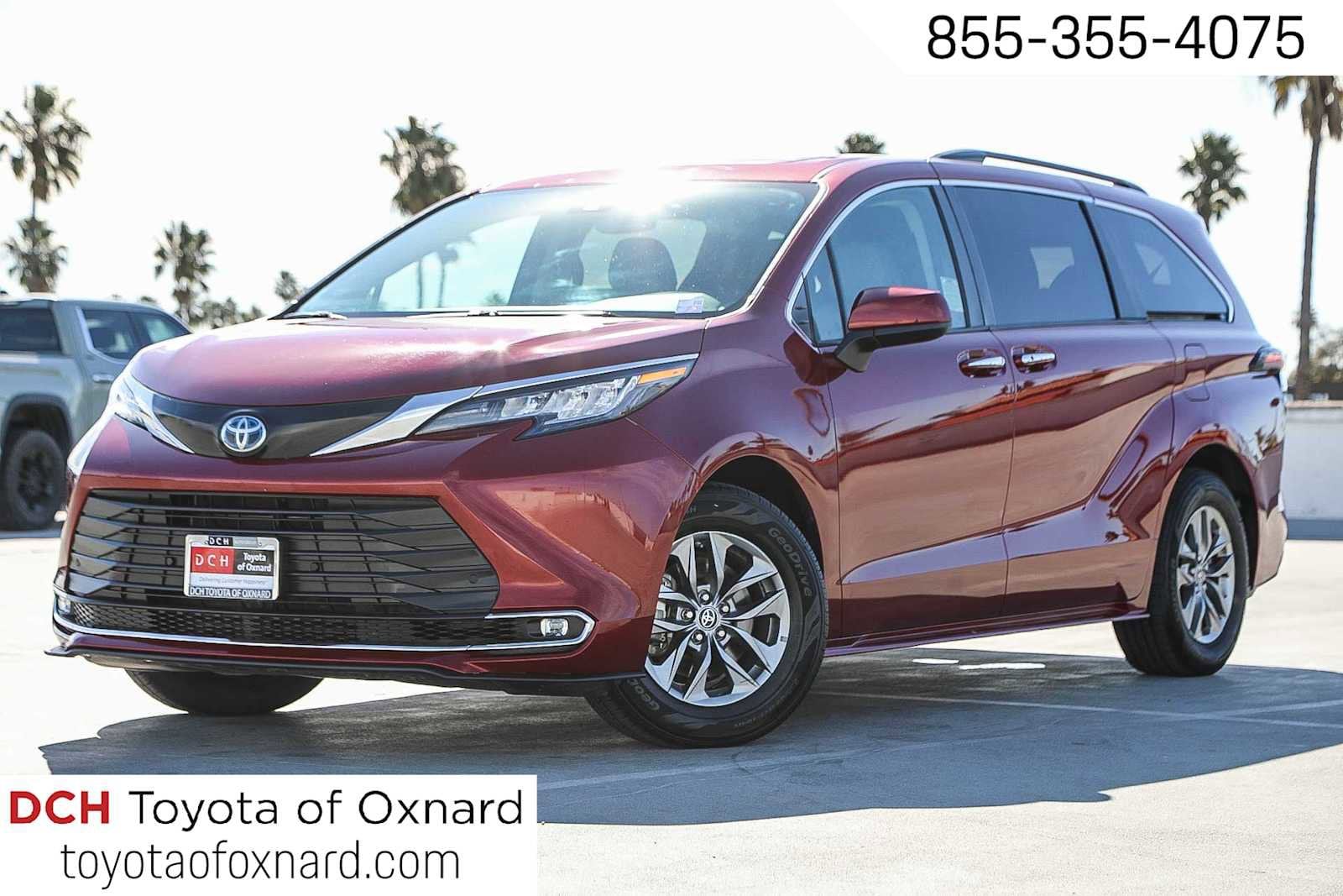 Thumbnail: 2023 Toyota Sienna - 1