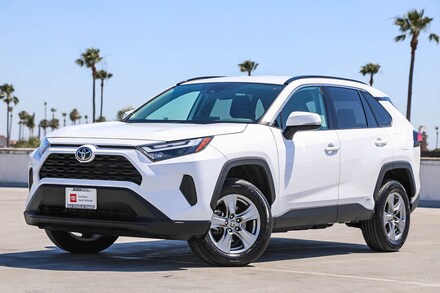 2025 Toyota RAV4 XLE SUV