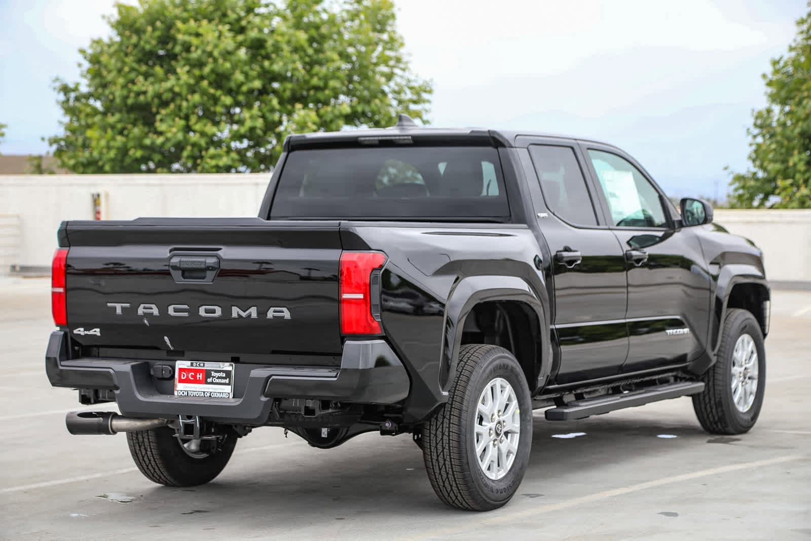Thumbnail: 2025 Toyota Tacoma - 4