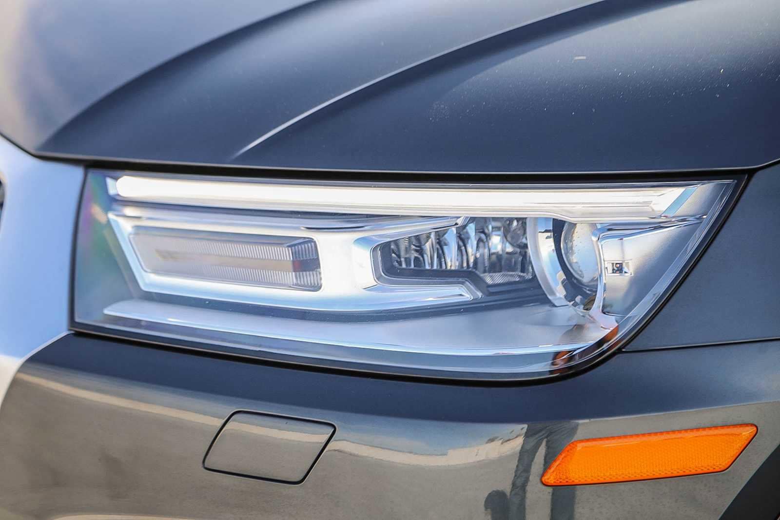 Thumbnail: 2020 Audi Q5 - 8