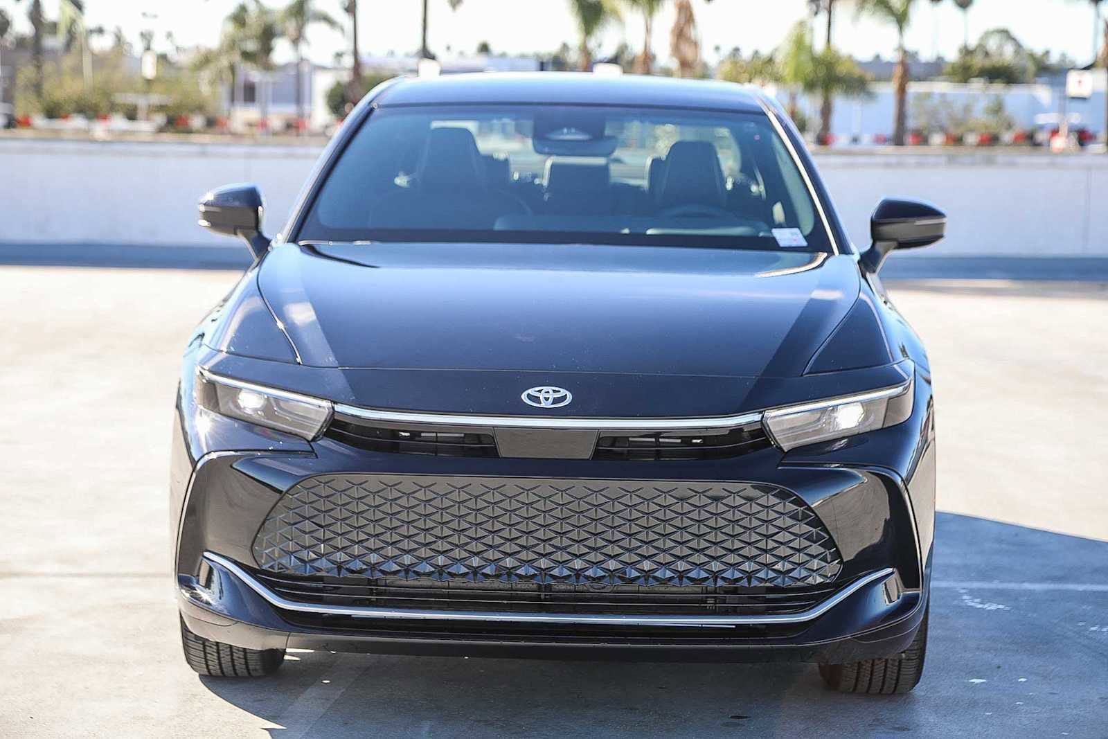 Thumbnail: 2026 Toyota Crown - 3