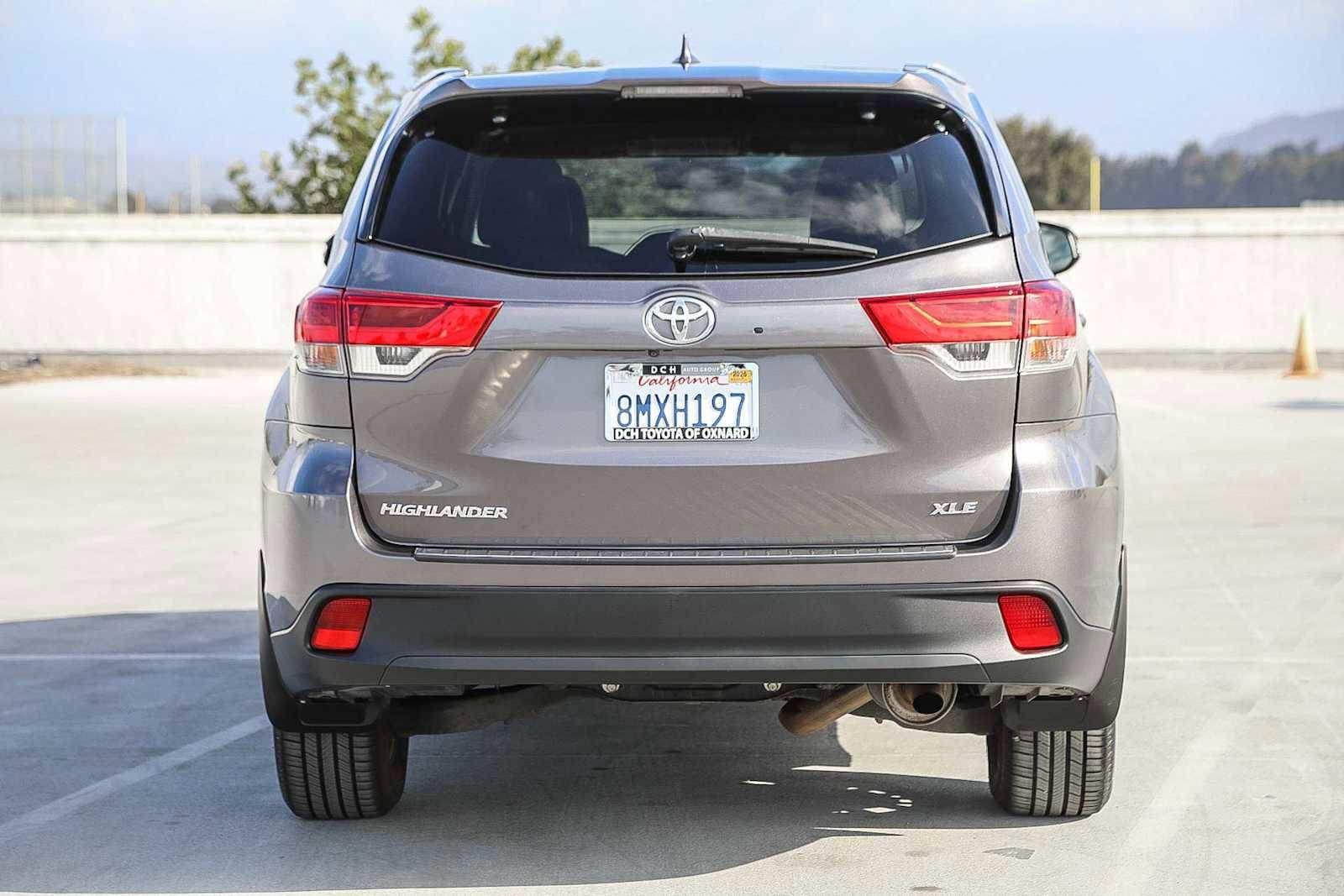 Thumbnail: 2019 Toyota Highlander - 6