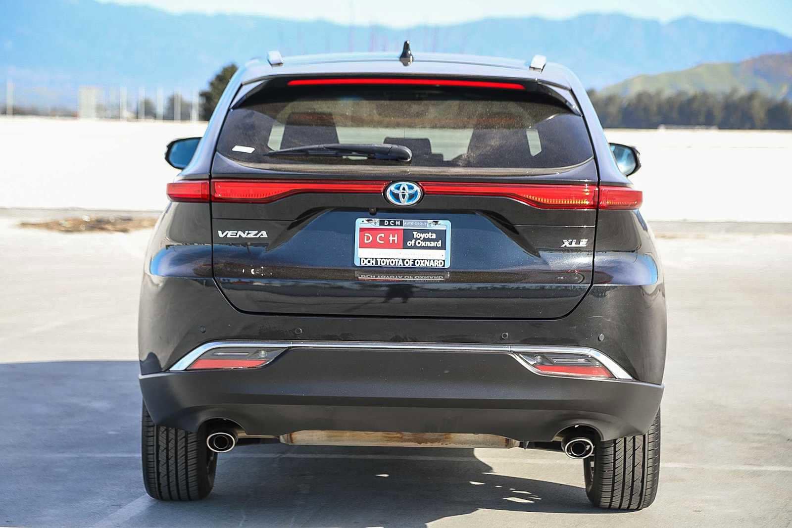 Thumbnail: 2023 Toyota Venza - 6