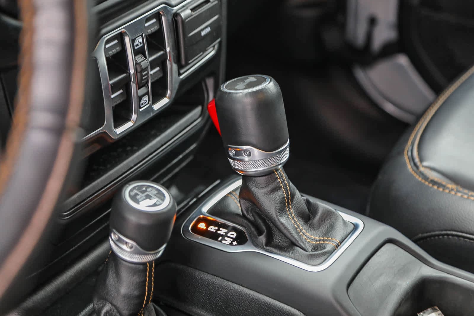 Thumbnail: 2022 Jeep Wrangler - 20