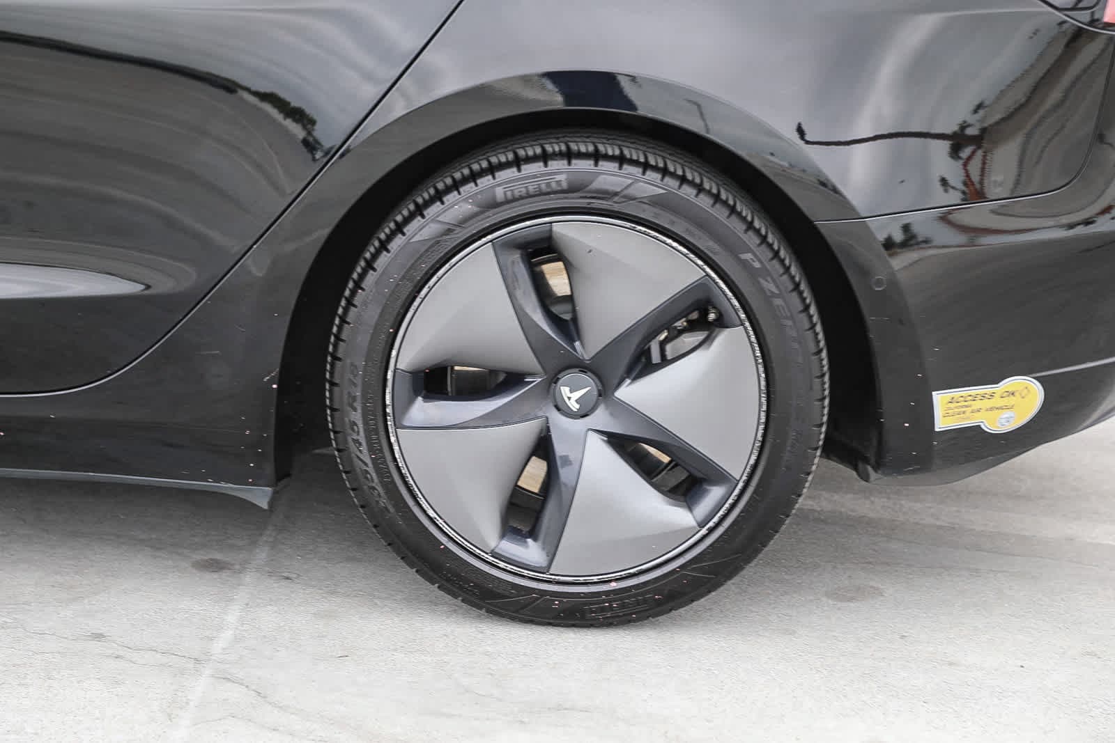 Thumbnail: 2019 Tesla Model 3 - 11