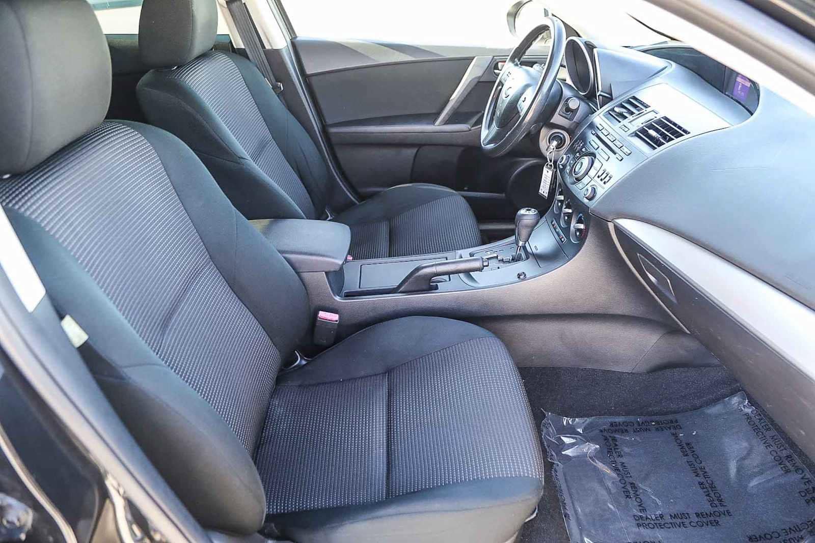 Thumbnail: 2013 Mazda Mazda3 - 14