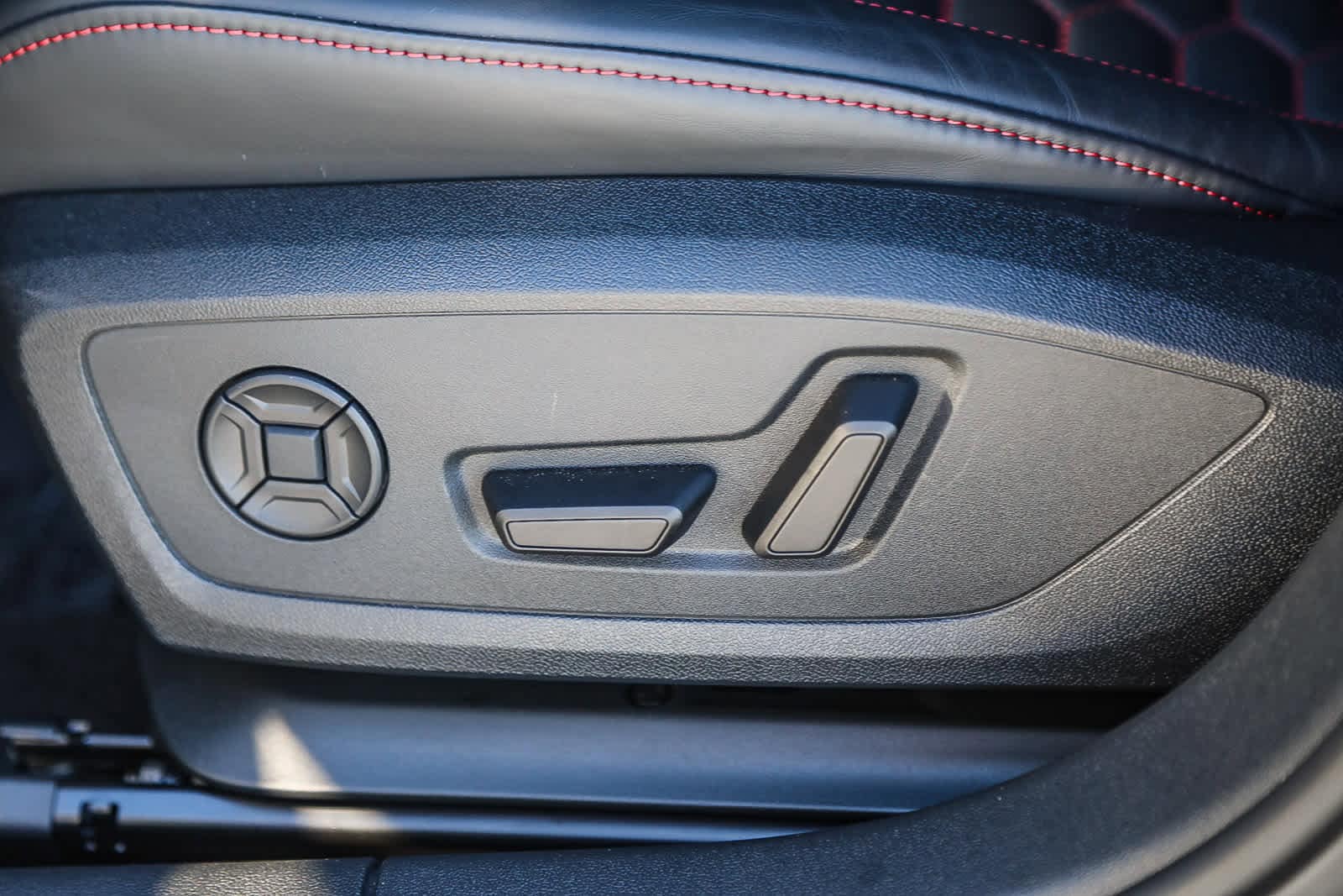 Thumbnail: 2024 Audi RS 3 - 19