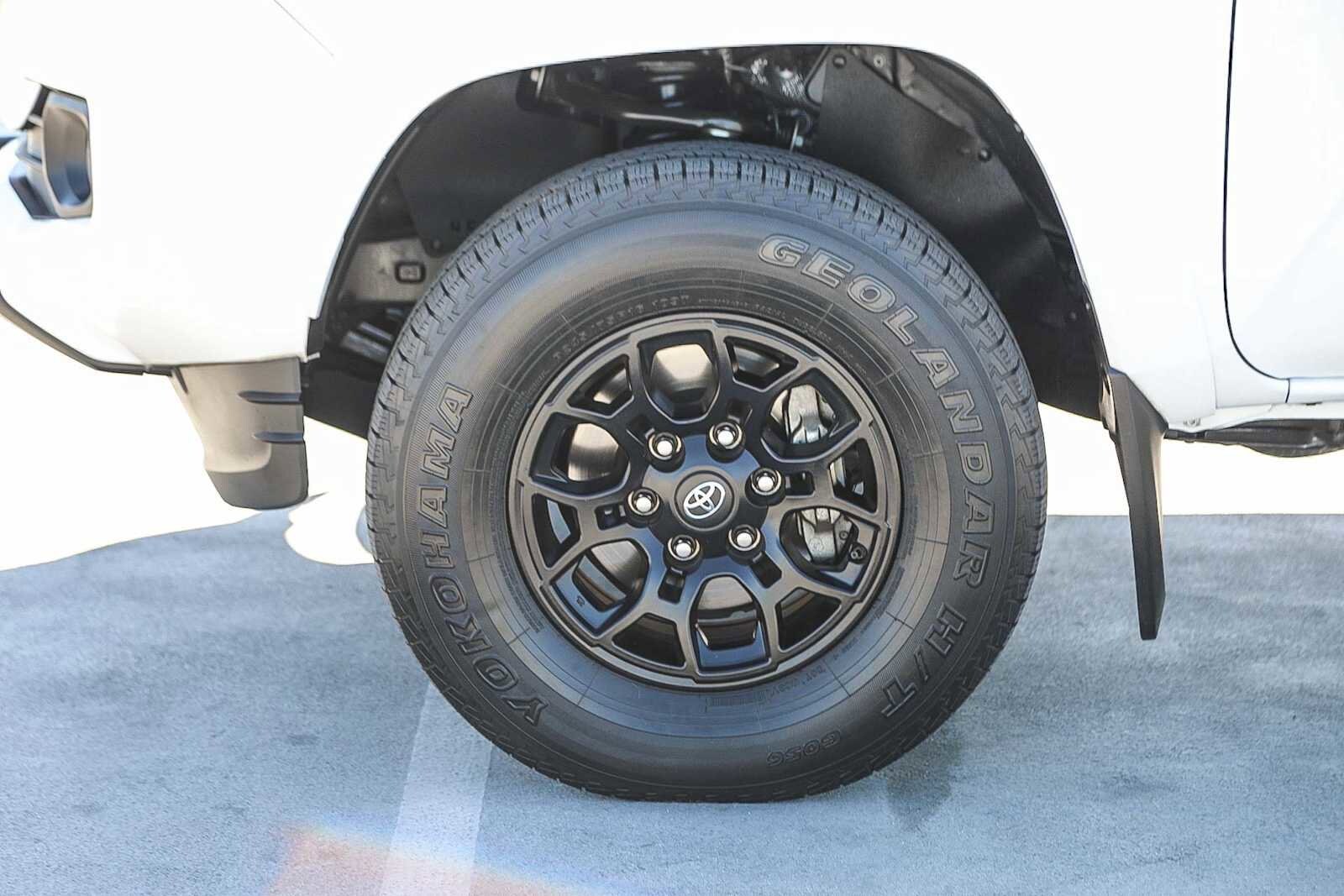 2021 Toyota Tacoma SR5 - Photo 11