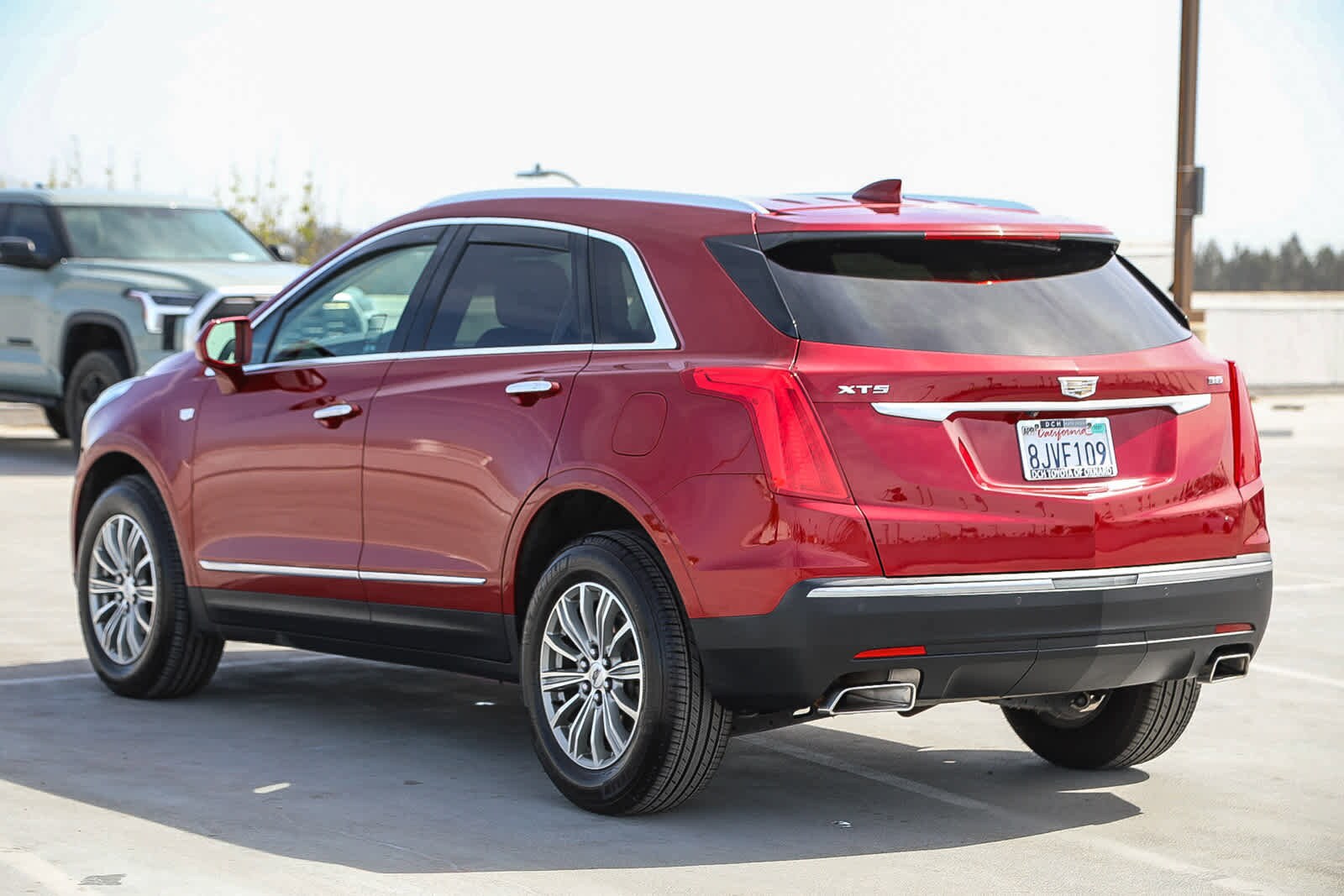 Thumbnail: 2019 Cadillac XT5 - 6