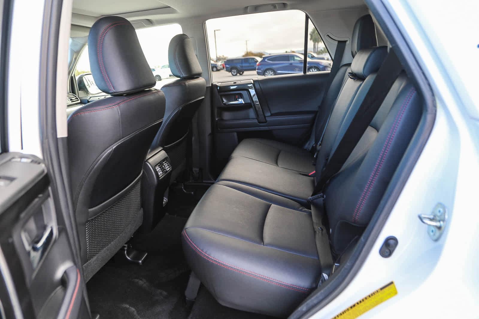 Thumbnail: 2022 Toyota 4Runner - 18