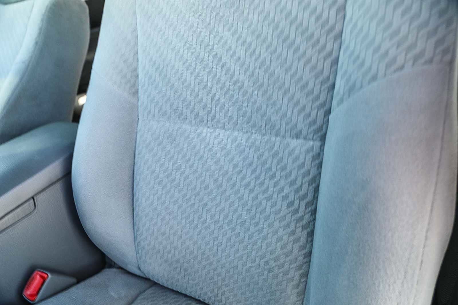 Thumbnail: 2011 Toyota Tacoma - 24