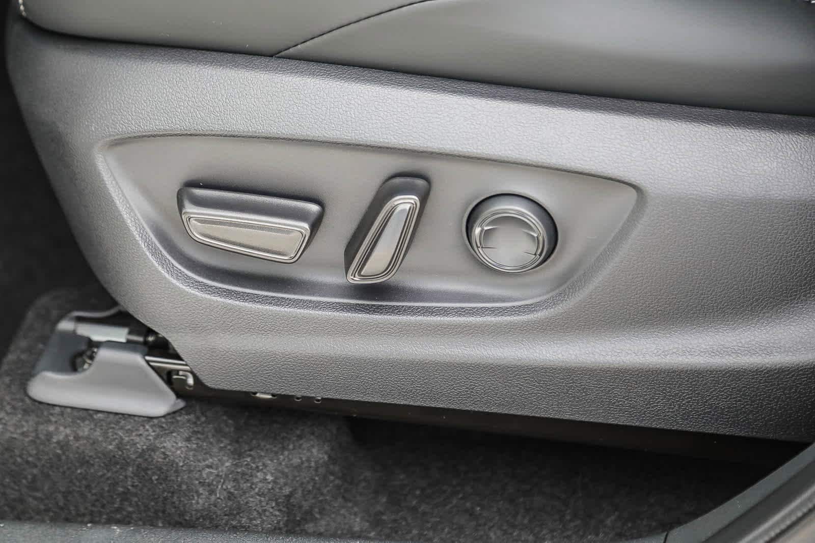 Thumbnail: 2026 Toyota bZ - 21