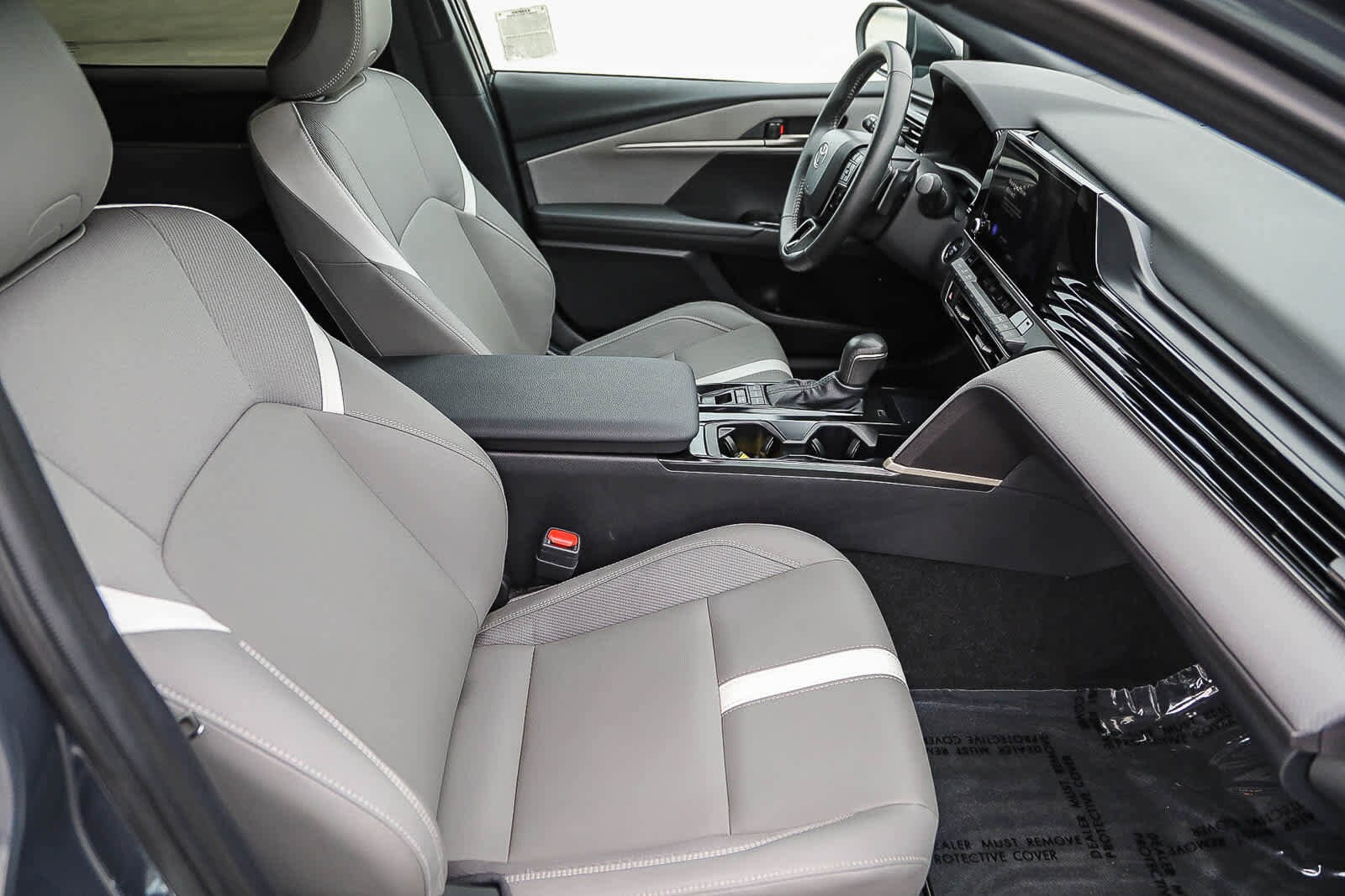 Thumbnail: 2025 Toyota Camry - 17