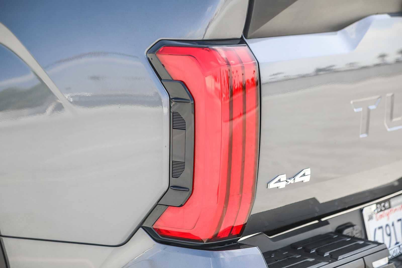 2024 Toyota Tundra SR5 8
