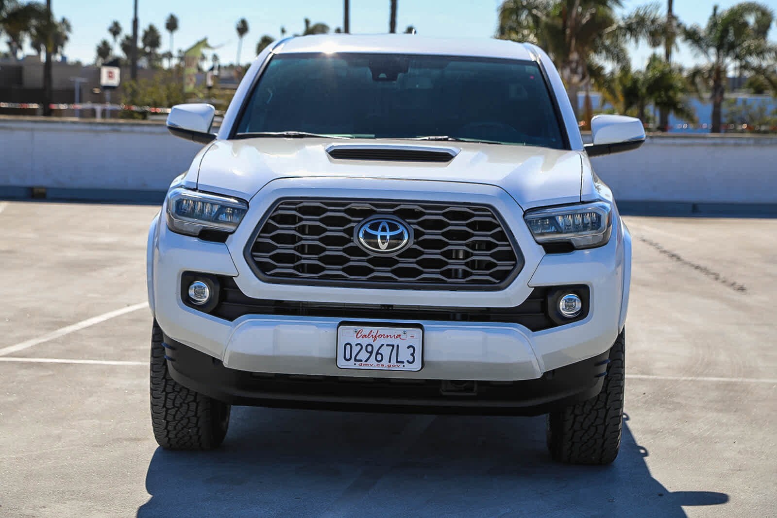 2022 Toyota Tacoma TRD Sport V6 photo 2