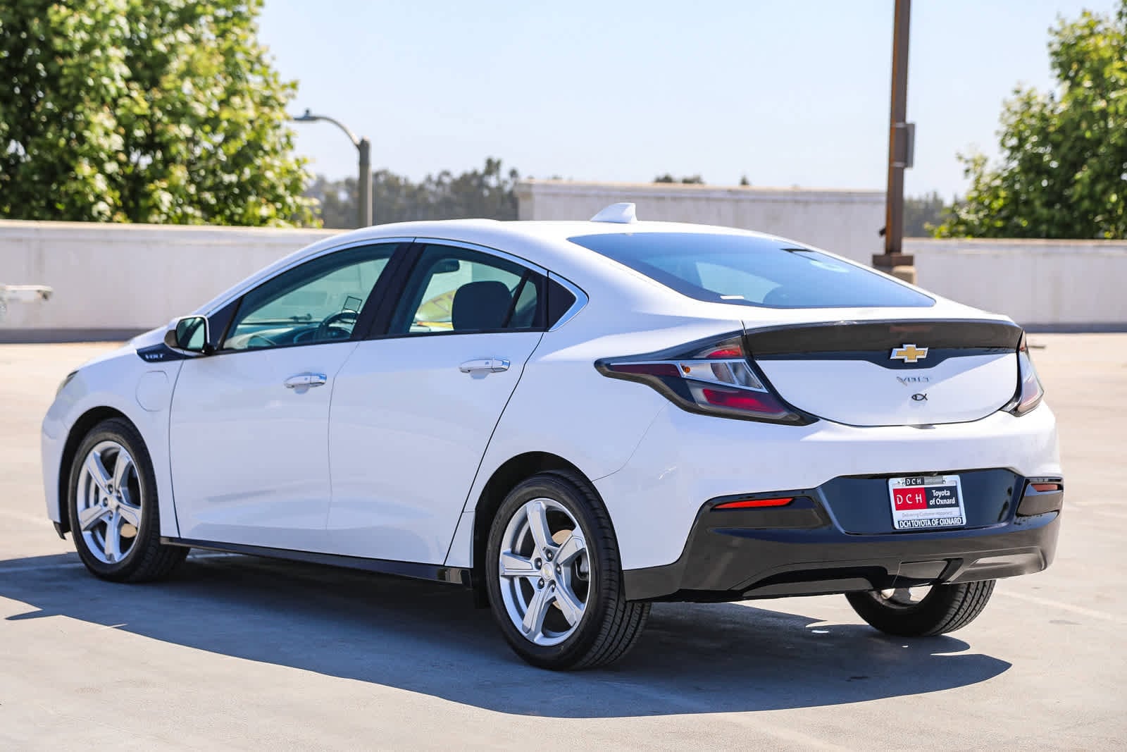 Thumbnail: 2017 Chevrolet Volt - 6